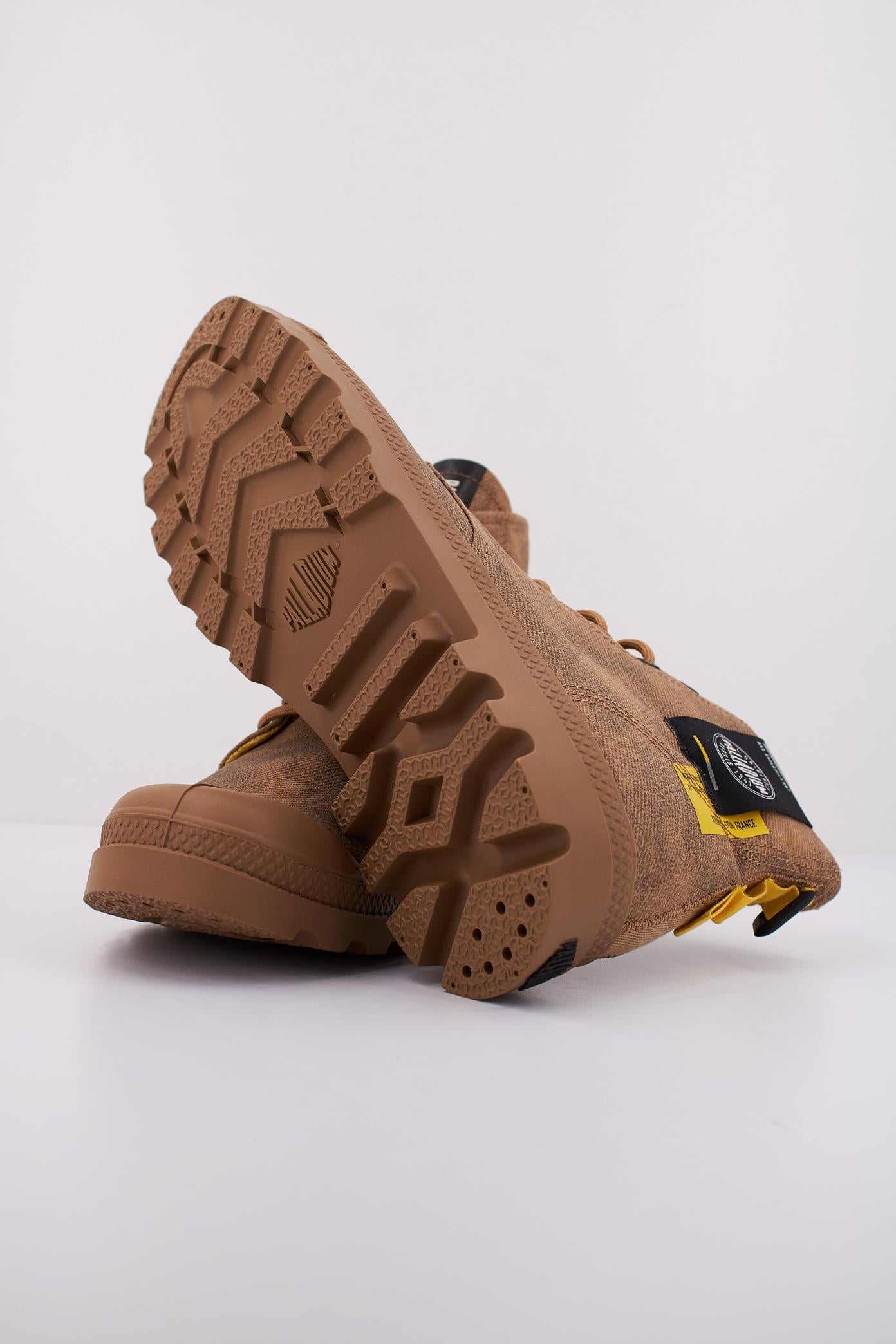 PALLADIUM PAMPA SURPLUS en color MARRON  (5)