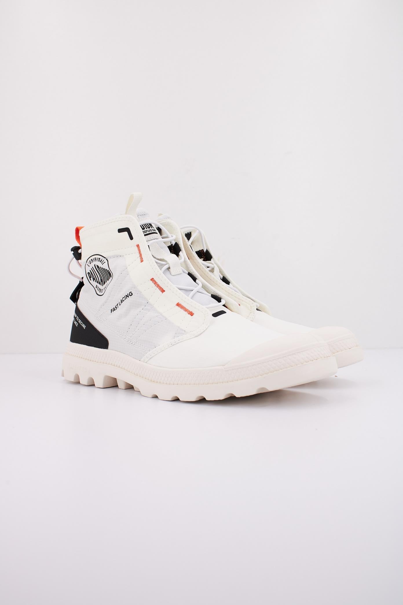 PALLADIUM  PAMPA TRAVEL LITE R en color BLANCO  (2)