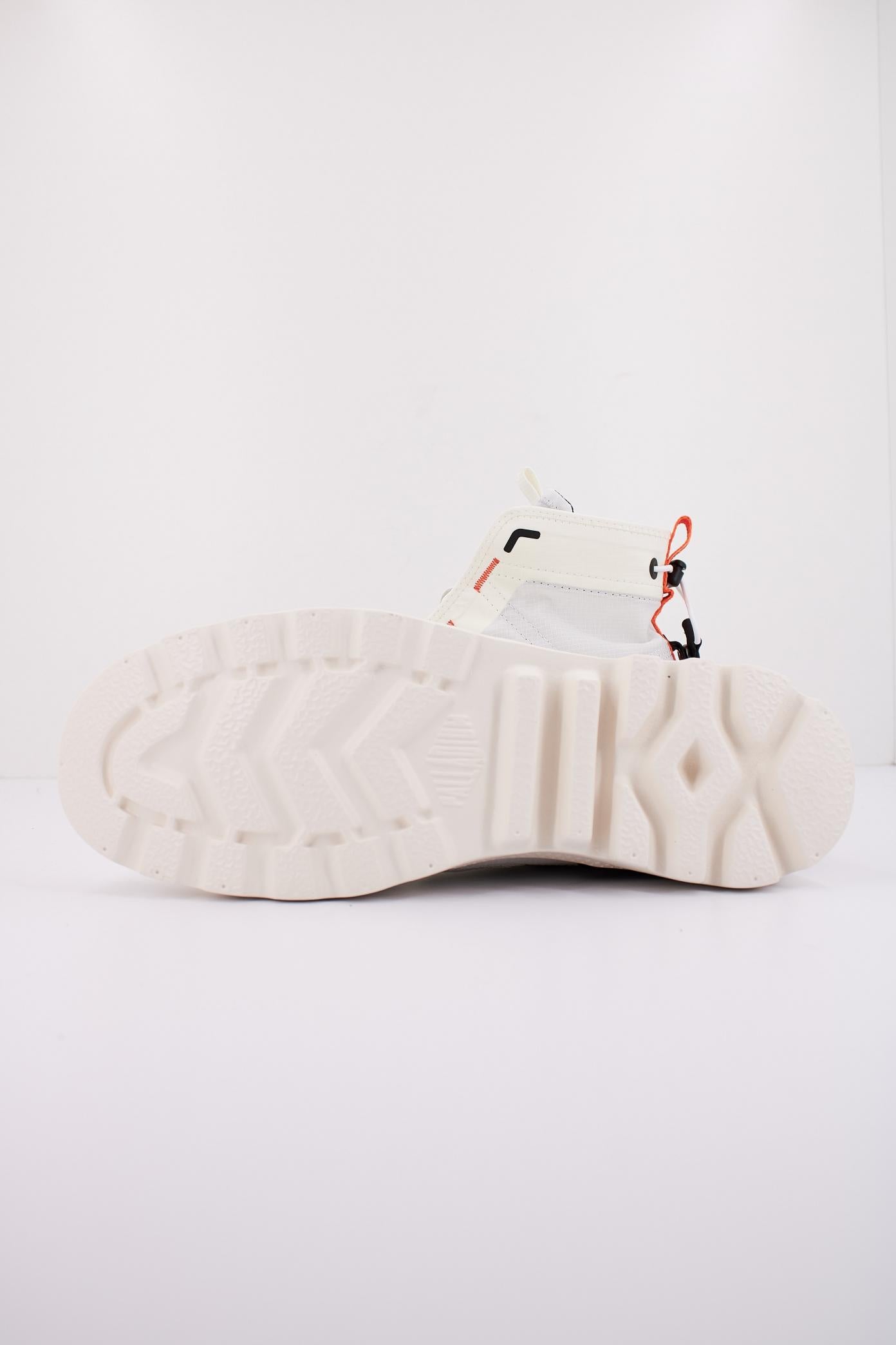 PALLADIUM  PAMPA TRAVEL LITE R en color BLANCO  (5)