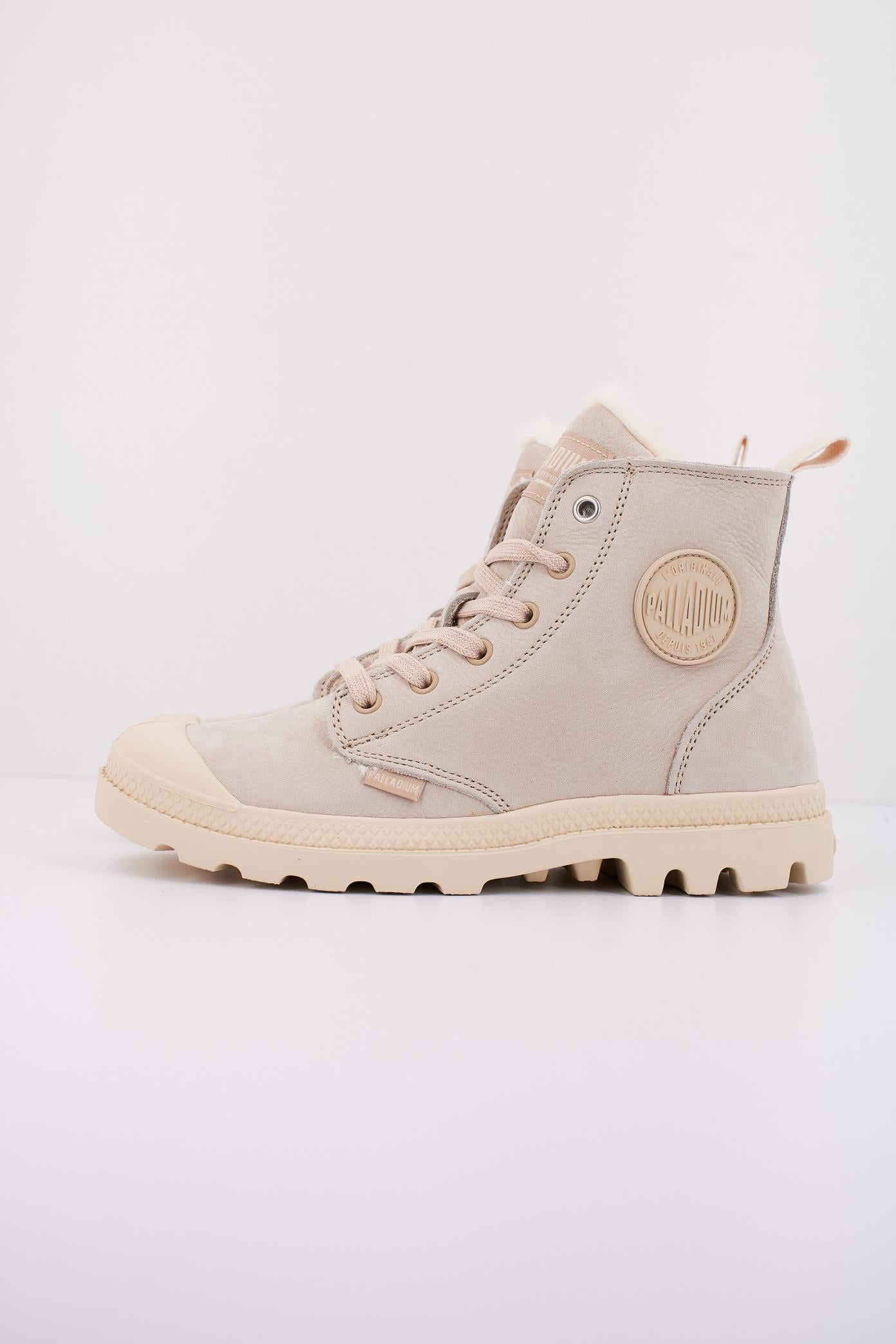 PALLADIUM PAMPA HI ZIP WL en color MARRON CLARO  (1)