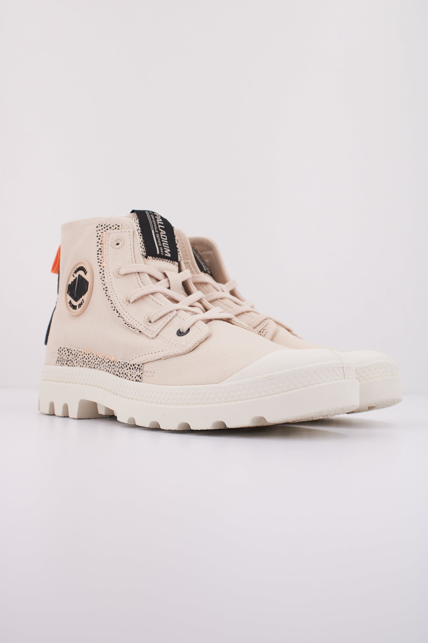 PALLADIUM PAMPA UNDERLAYER en color BLANCO  (2)