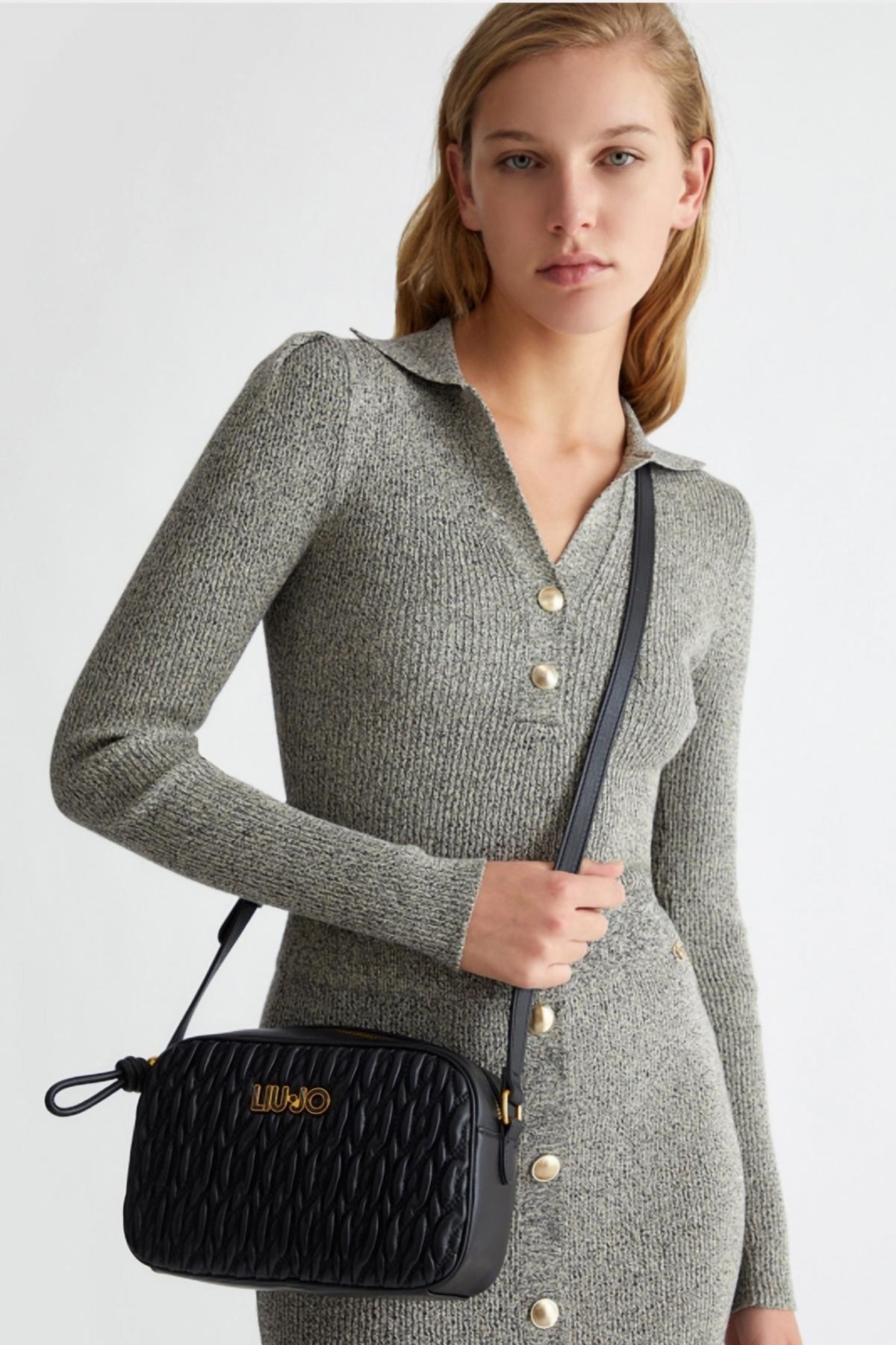 LIU-JO  BRIEFCASE en color NEGRO  (5)