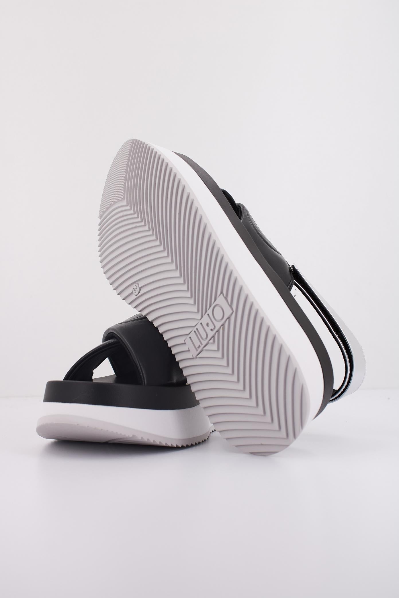 LIU-JO DREAMY SANDAL  en color NEGRO  (5)