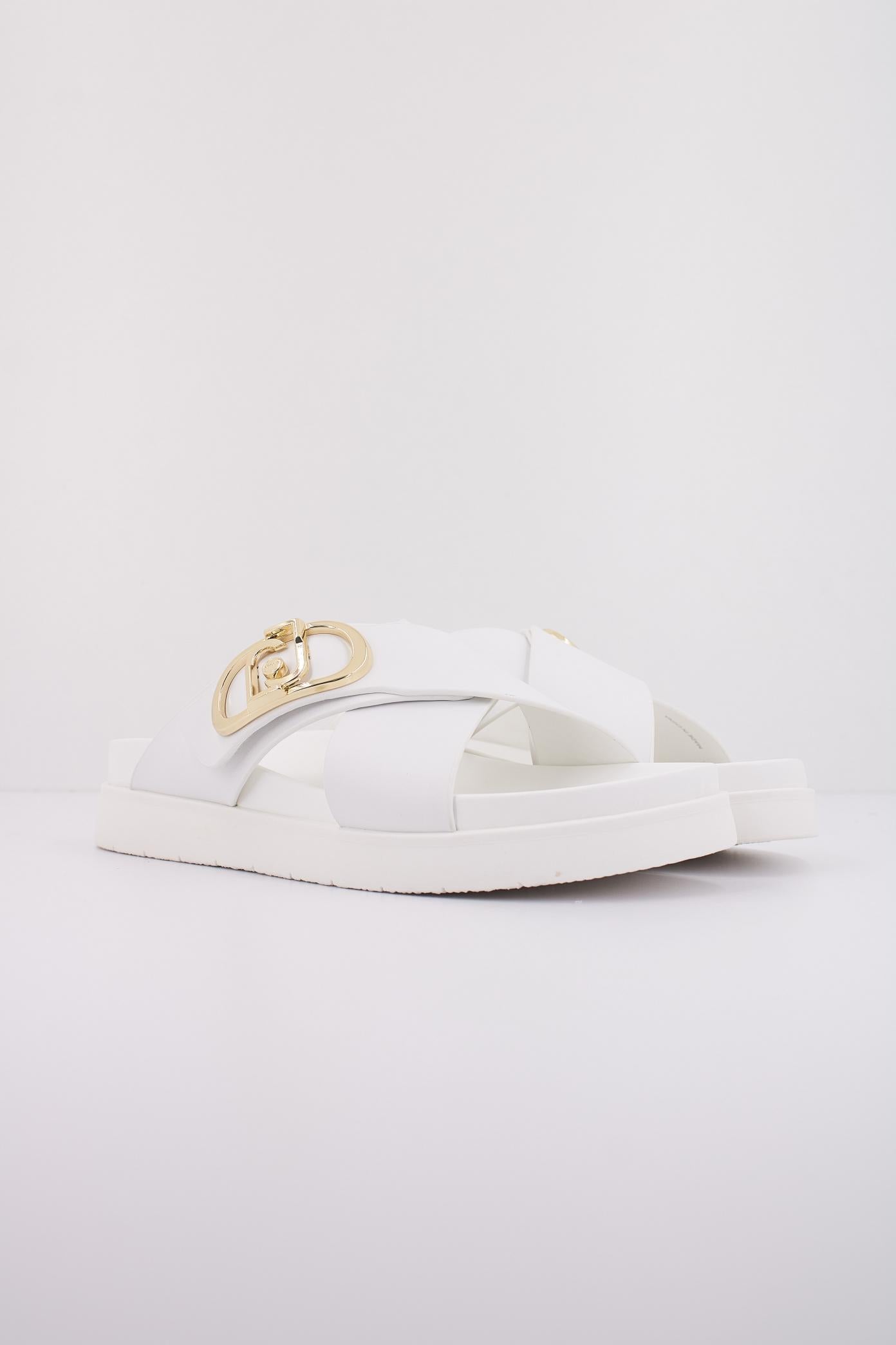 LIU-JO PENNY  en color BLANCO  (2)