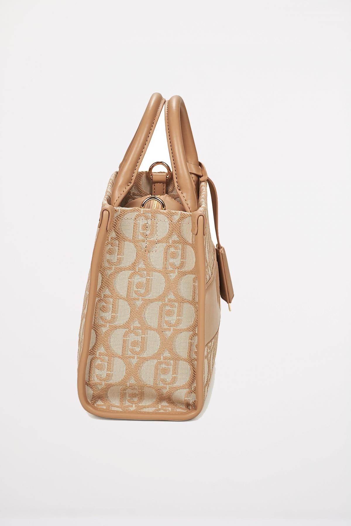 LIU-JO  S TOTE en color MARRON CLARO  (2)
