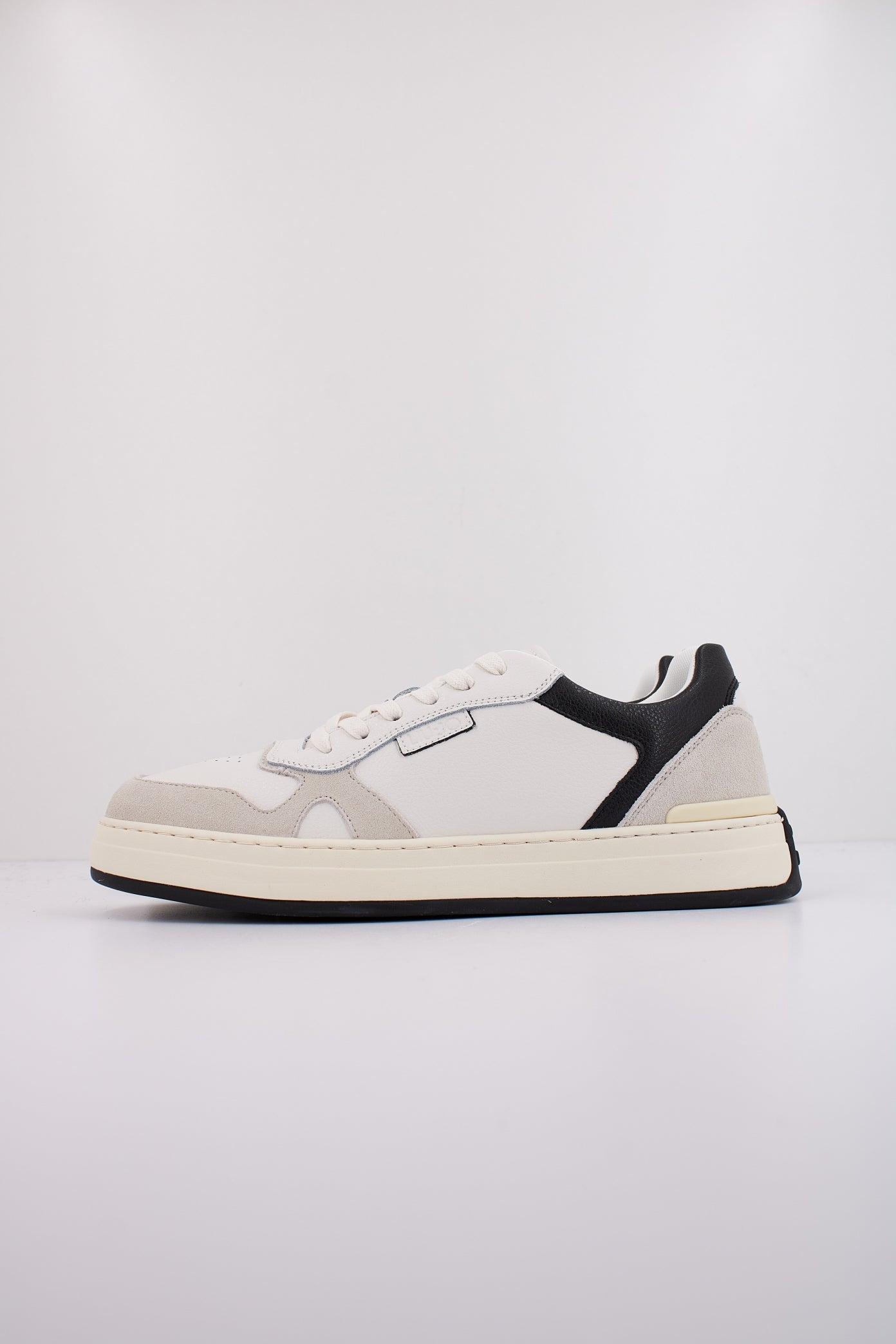LIU-JO SUDE LEATH en color BLANCO  (1)