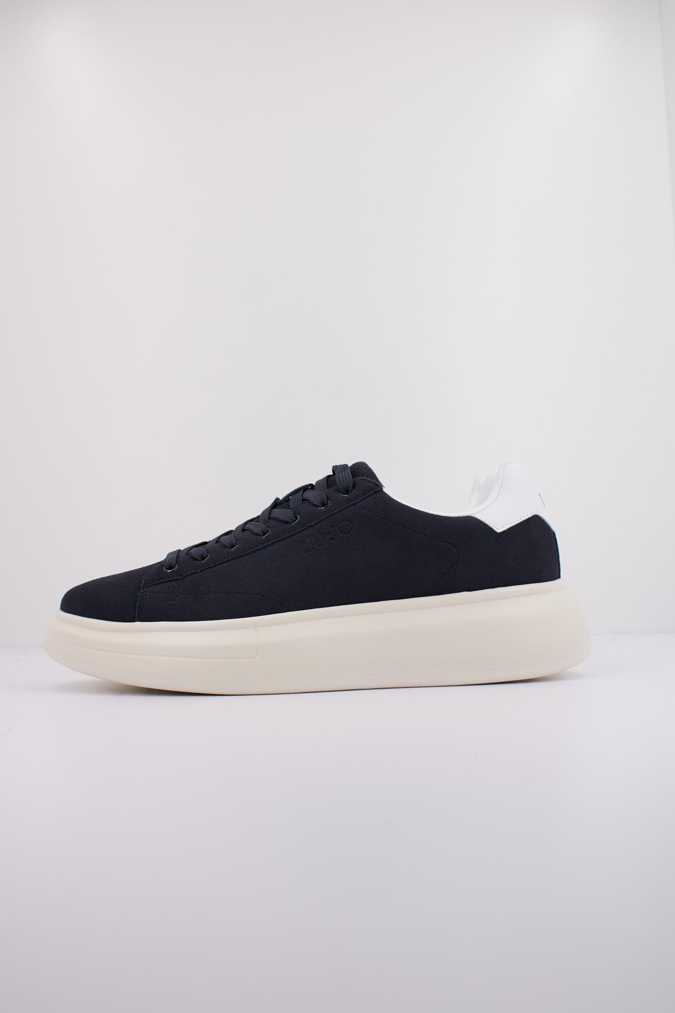 LIU-JO COW SUEDE en color NEGRO  (1)
