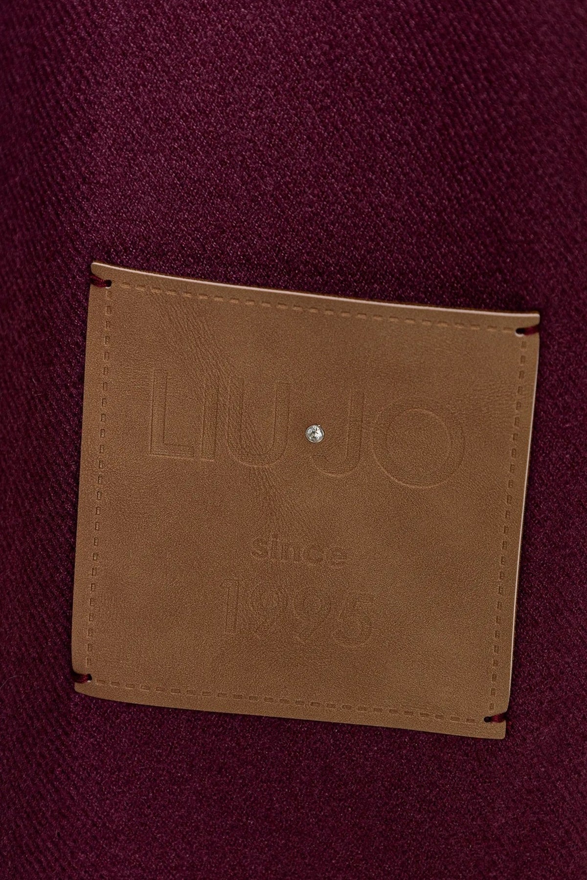 LIU-JO STOLA GARZATA UNITO en color BURDEOS  (2)