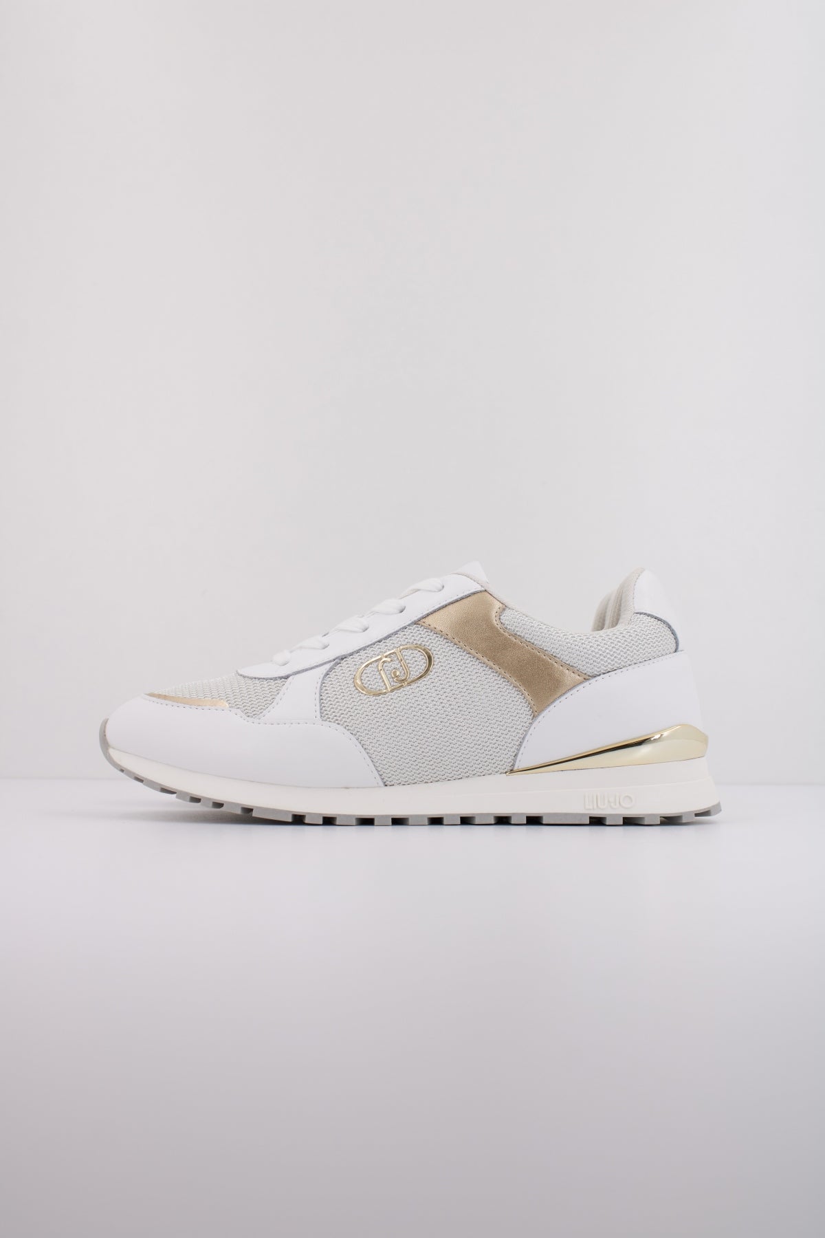 LIU-JO MAXI WONDER LOW  en color BLANCO  (1)