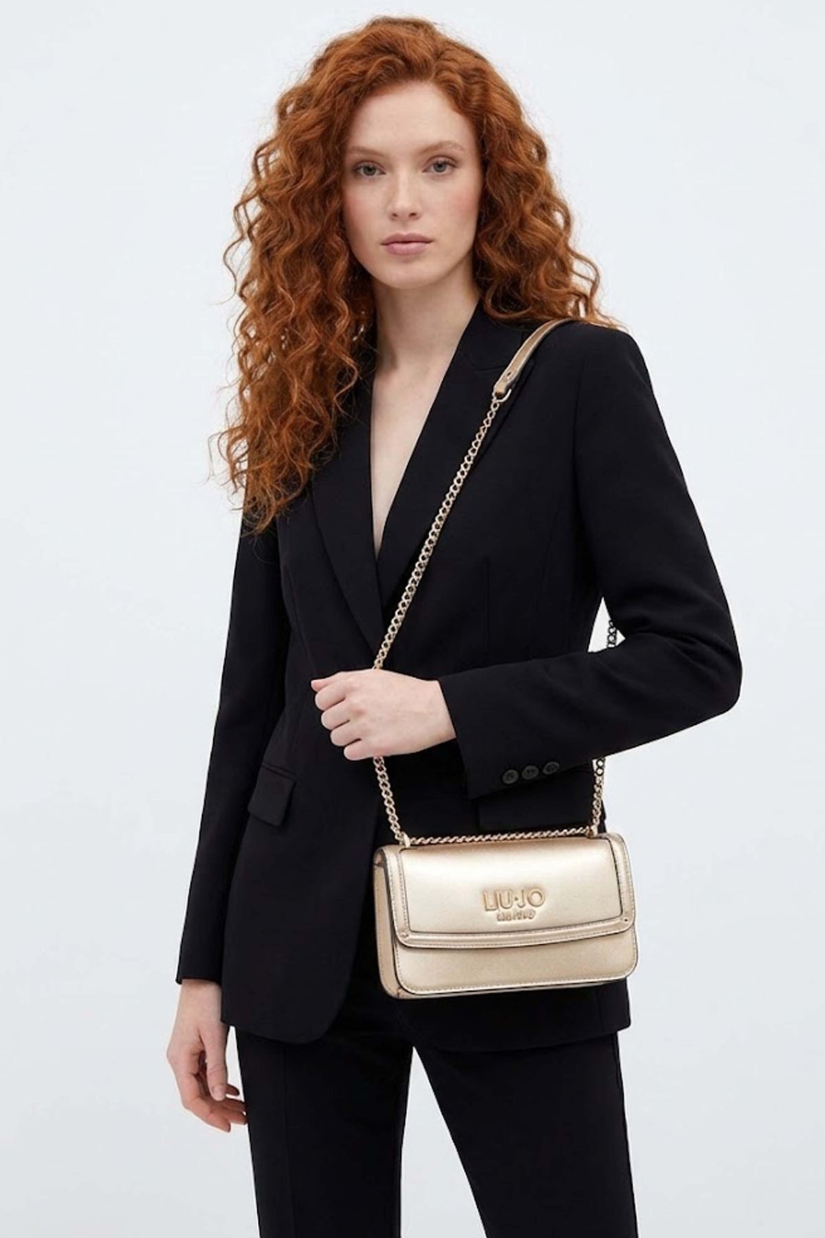 LIU-JO  ECS S CROSSBODY EAST/W  en color ORO  (1)