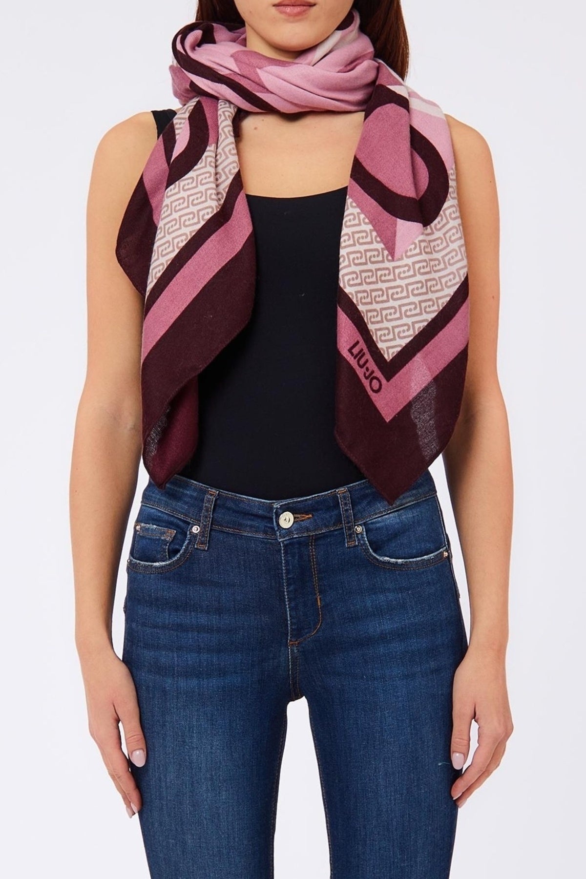 LIU-JO F T FOULARD PORTALOGO en color ROSA  (1)