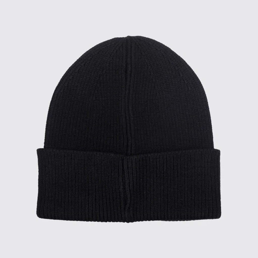 LIU-JO F MAS BEANIE CON LOGO STRASS en color NEGRO  (5)
