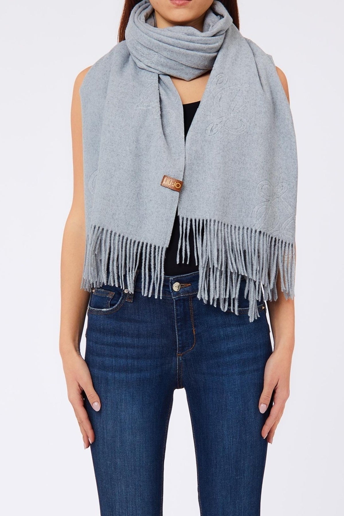 LIU-JO F T STOLA EMBOSSED en color   (1)