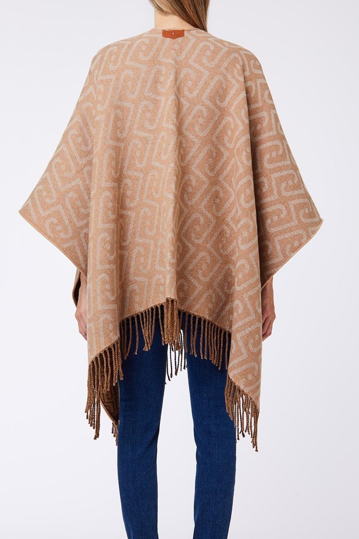 LIU-JO F T PONCHO DOUBLE NEW LOGO en color MARRON CLARO  (2)