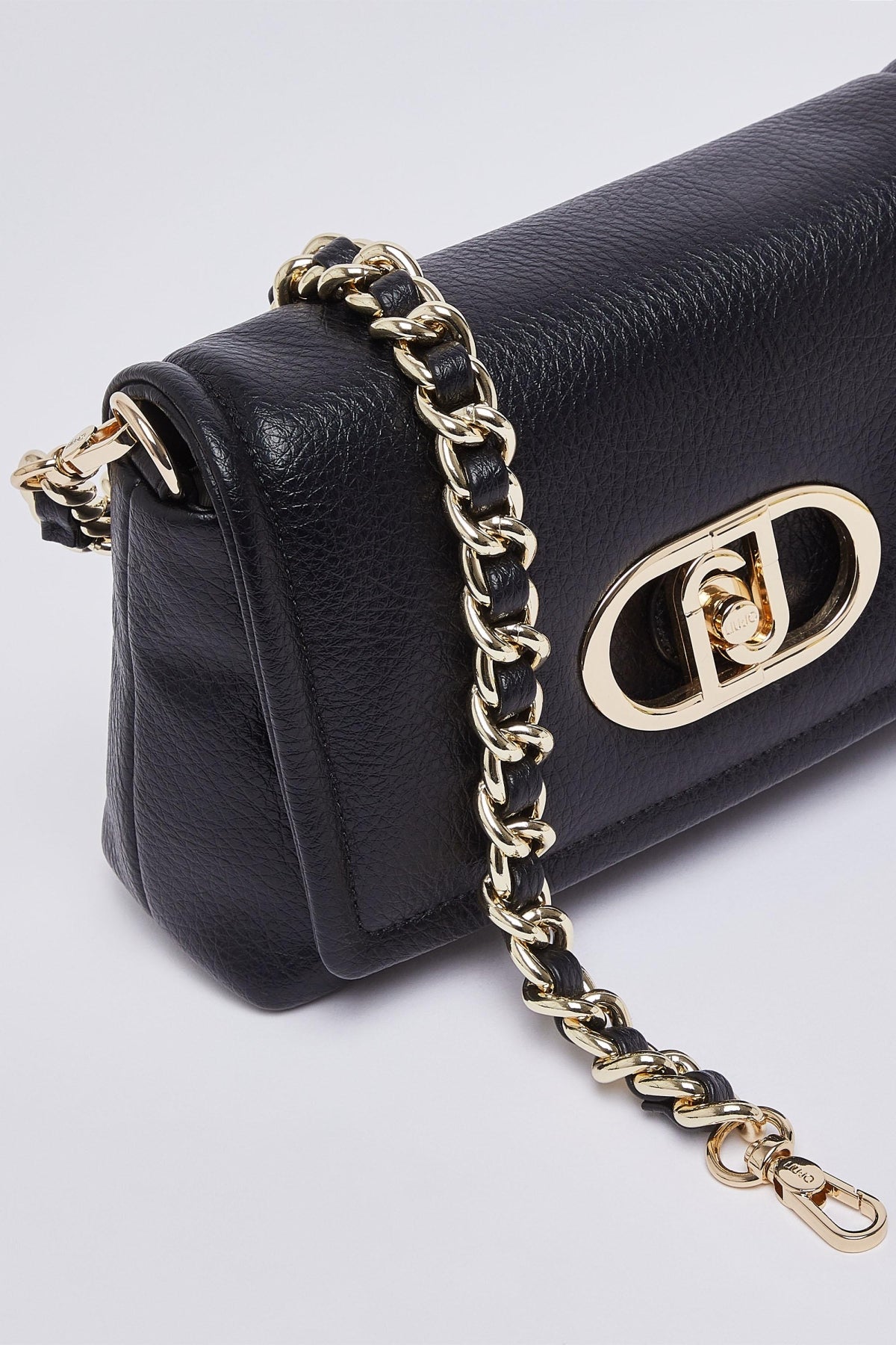 LIU-JO AF E CROSSBODY en color NEGRO  (4)