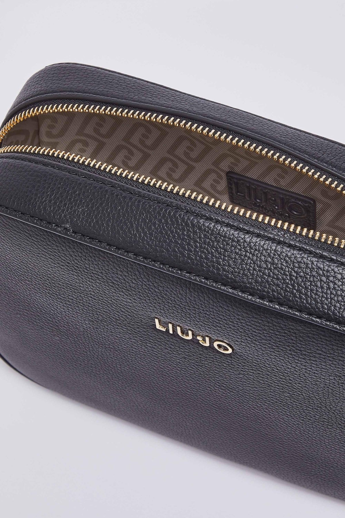 LIU-JO AF E ECS CAMERA CASE en color   (4)