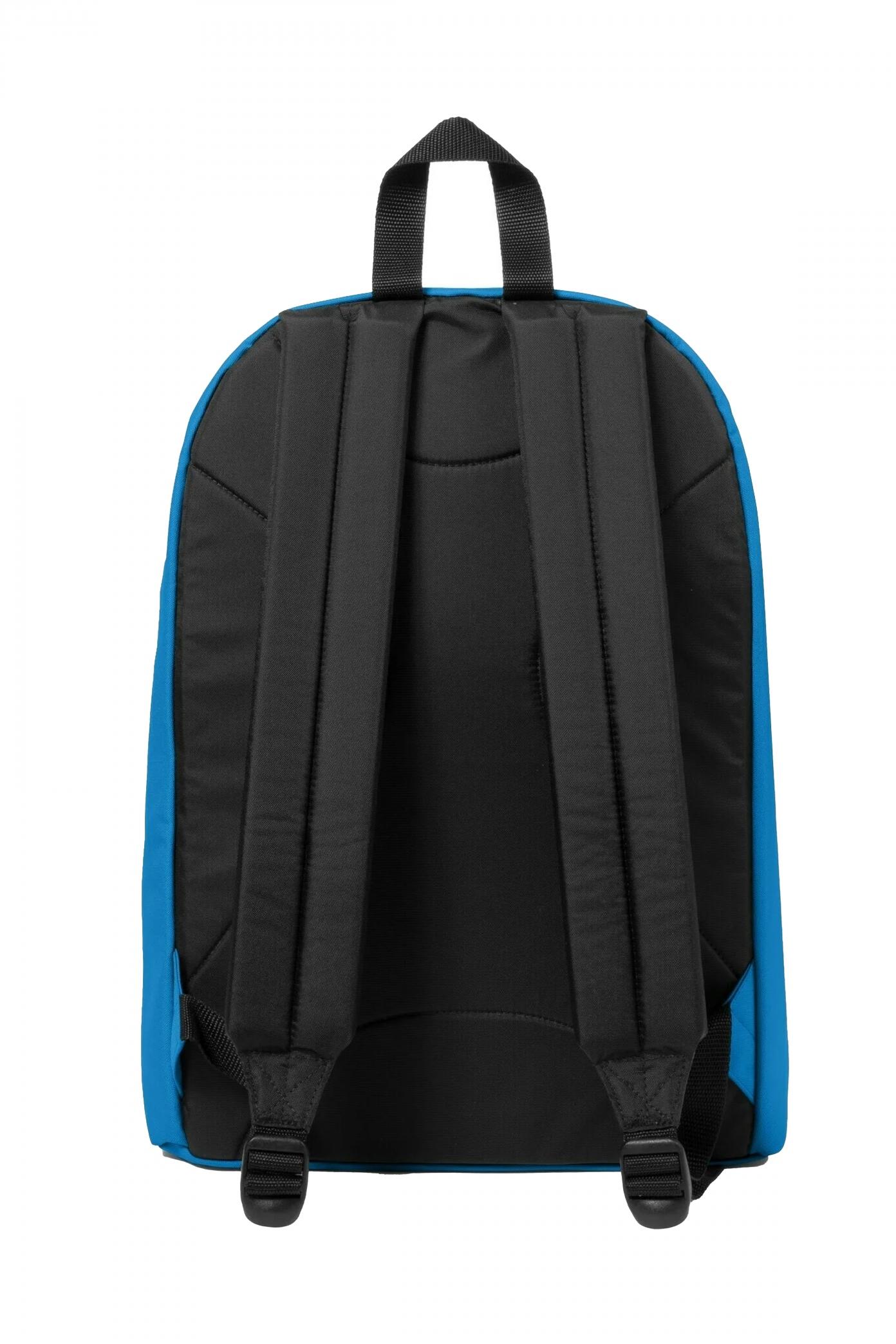 EASTPAK OUT OF OFFICE AZURE en color AZUL  (2)