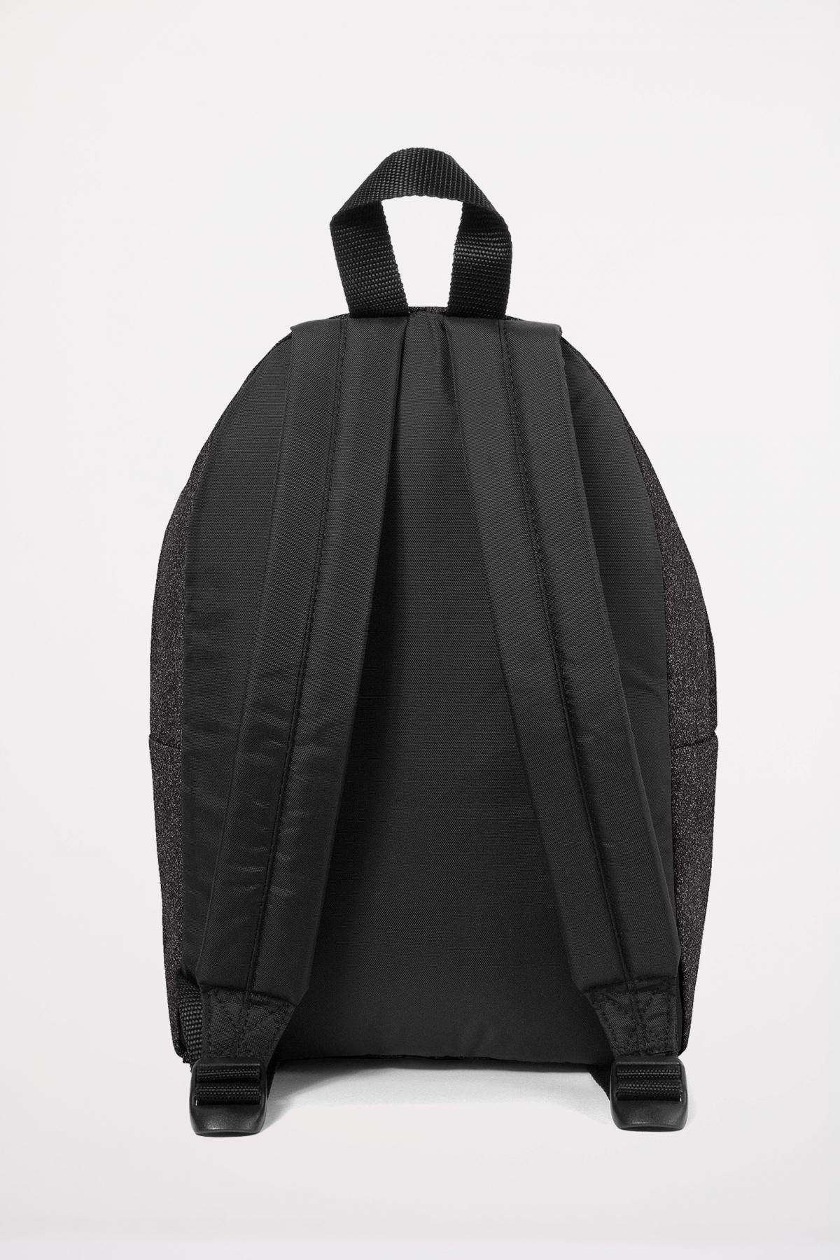 EASTPAK ORBIT en color NEGRO  (2)