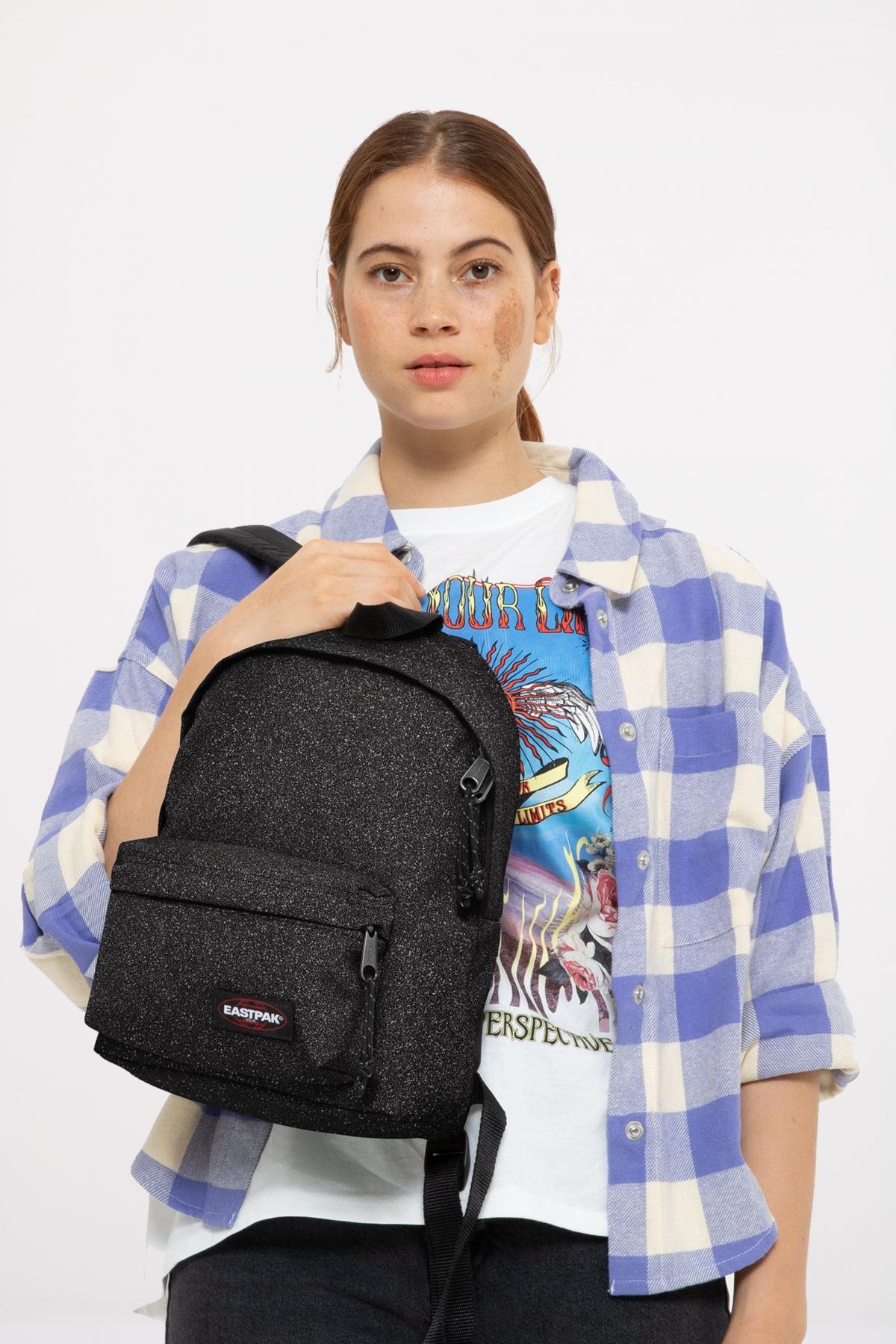 EASTPAK ORBIT en color NEGRO  (4)