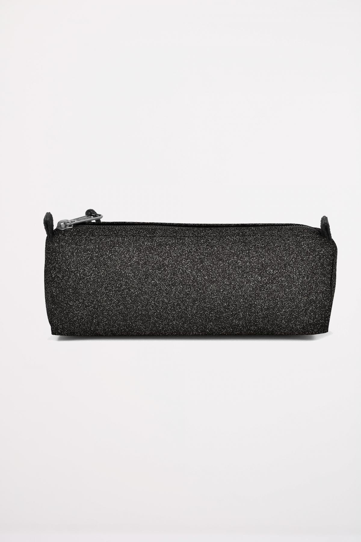 EASTPAK BENCHMARK SINGLE en color NEGRO  (2)