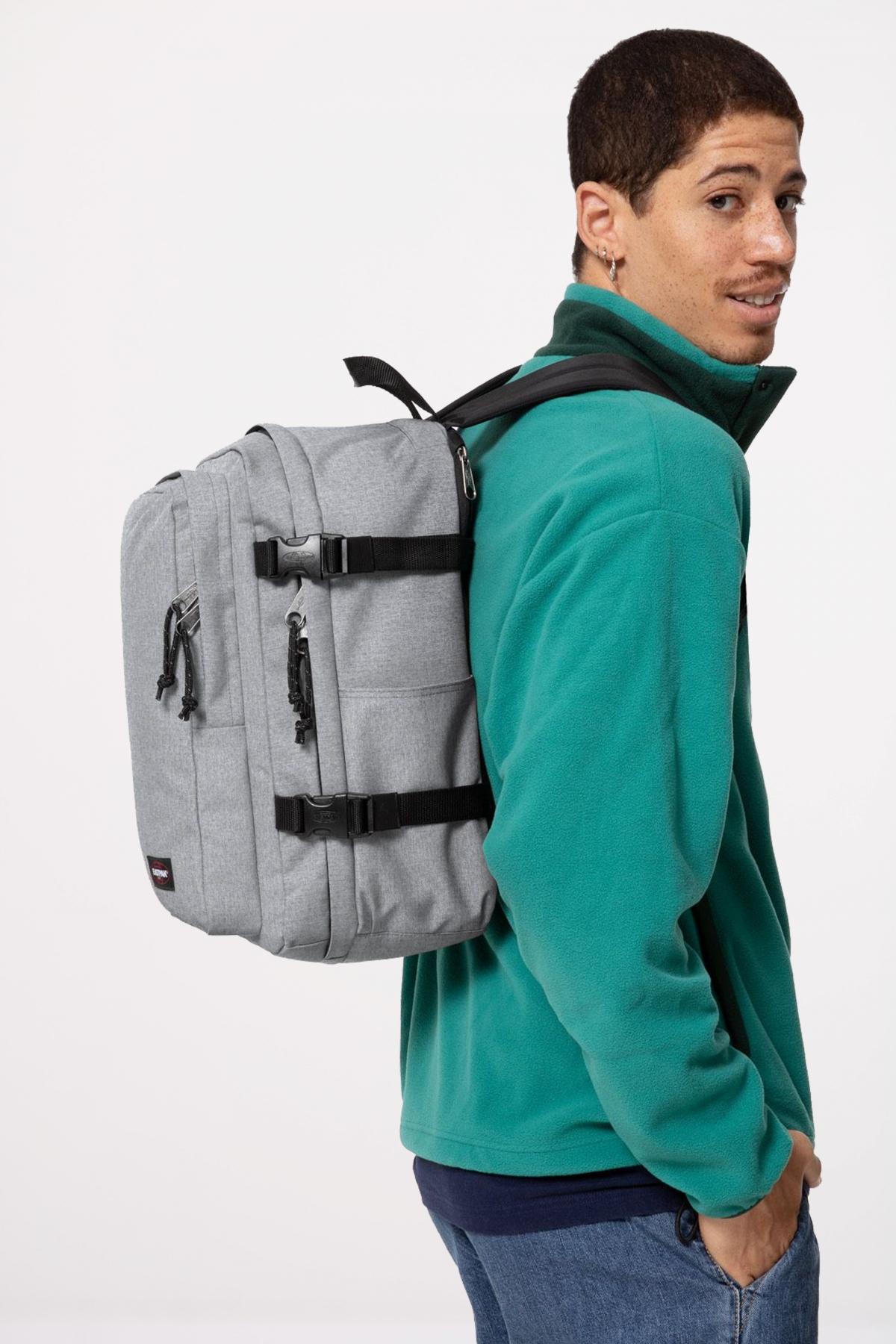 EASTPAK CABIN PAK'R en color GRIS  (5)