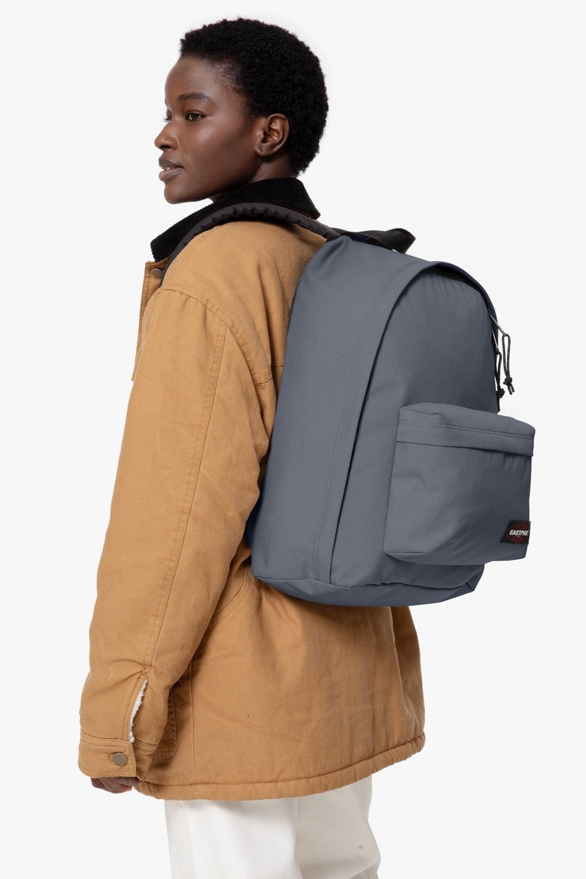 EASTPAK OUT OF OFFICE en color GRIS  (5)