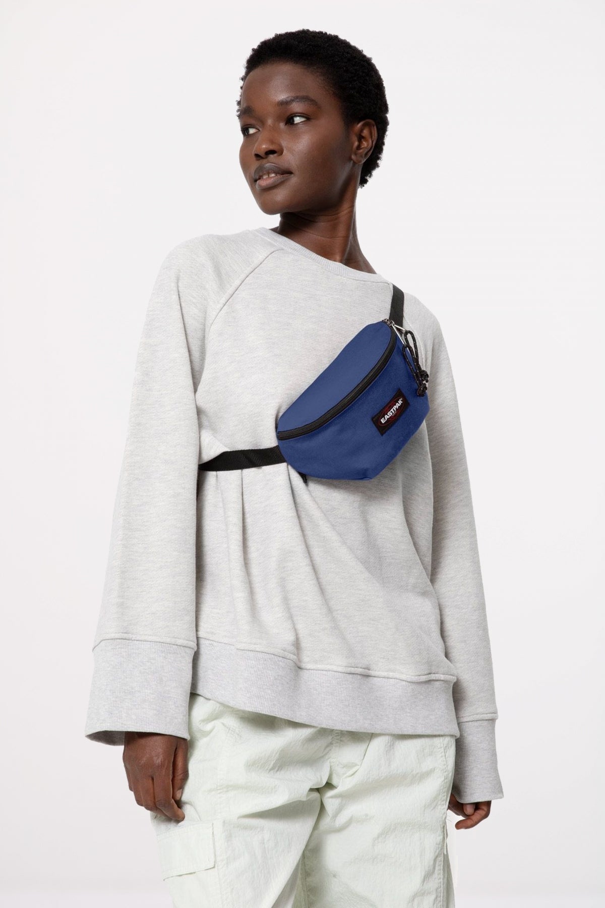 EASTPAK SPRINGER en color AZUL  (3)