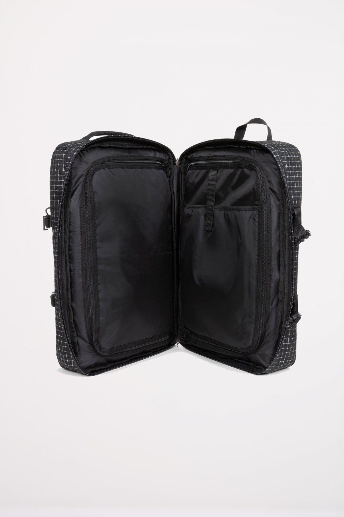 EASTPAK TRAVELPACK en color NEGRO  (4)