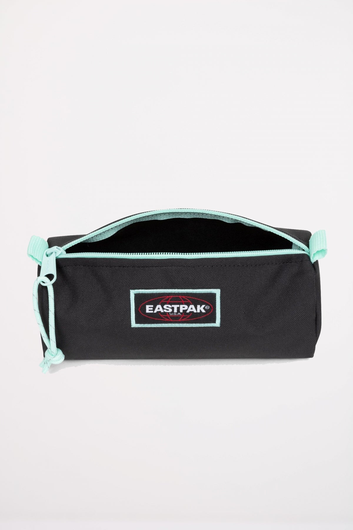 EASTPAK BENCHMARK SINGLE en color NEGRO  (3)