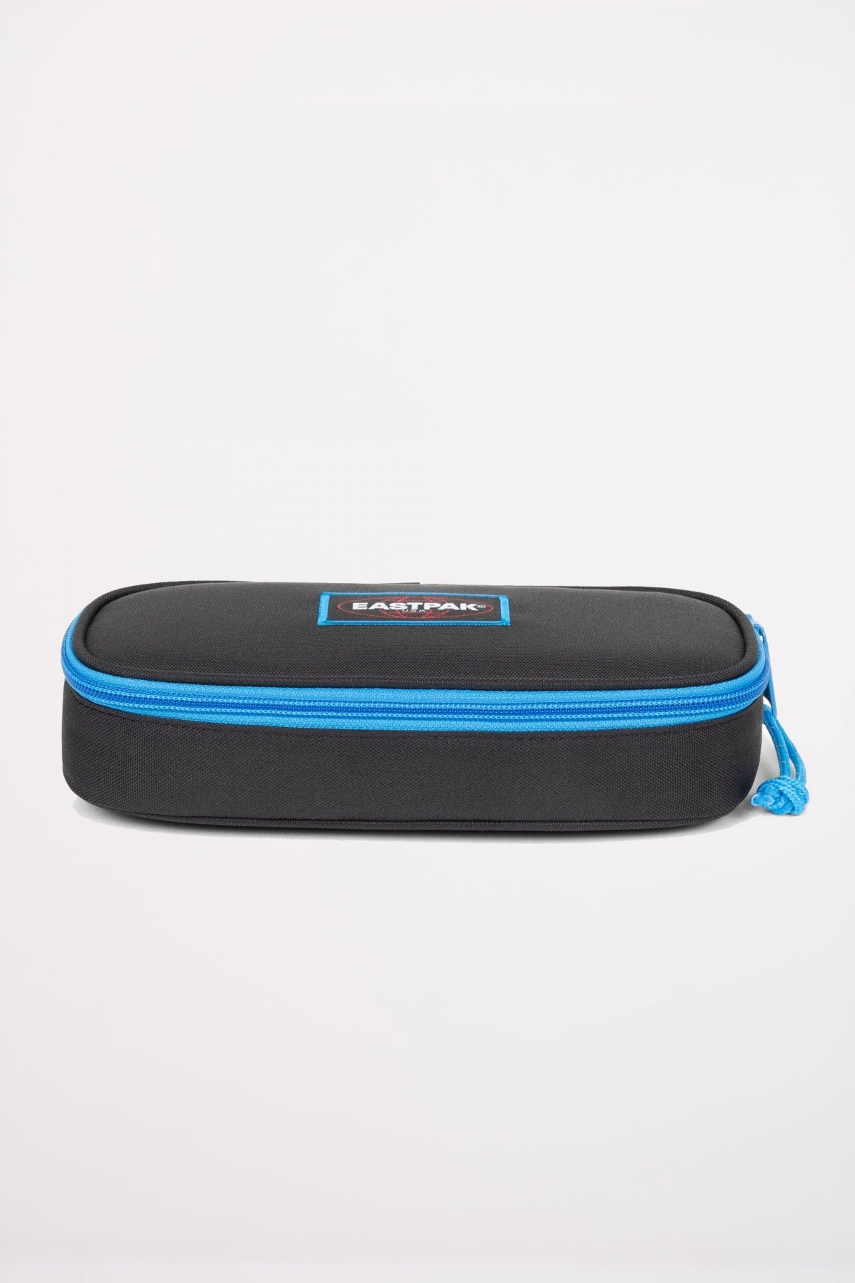 EASTPAK OVAL SINGLE en color NEGRO  (1)