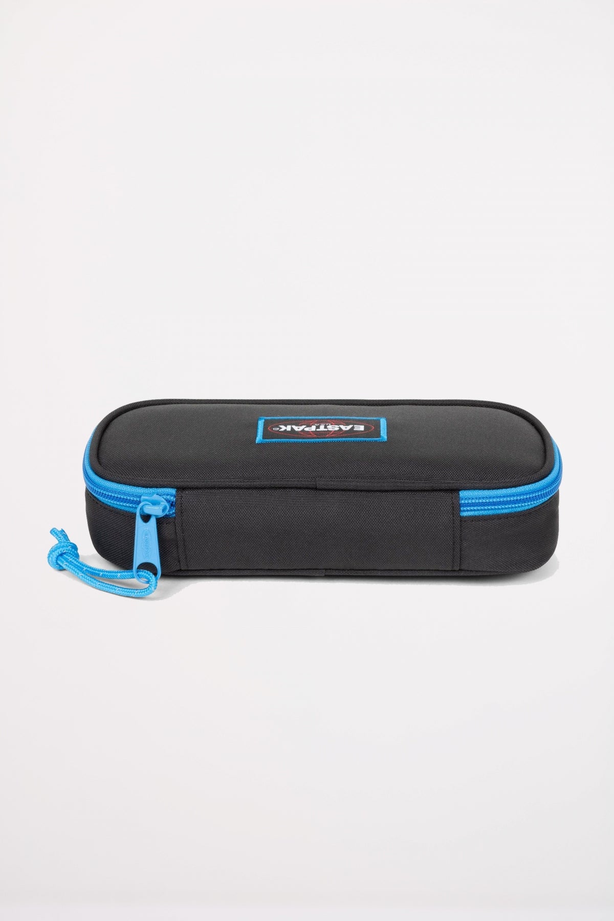 EASTPAK OVAL SINGLE en color NEGRO  (2)