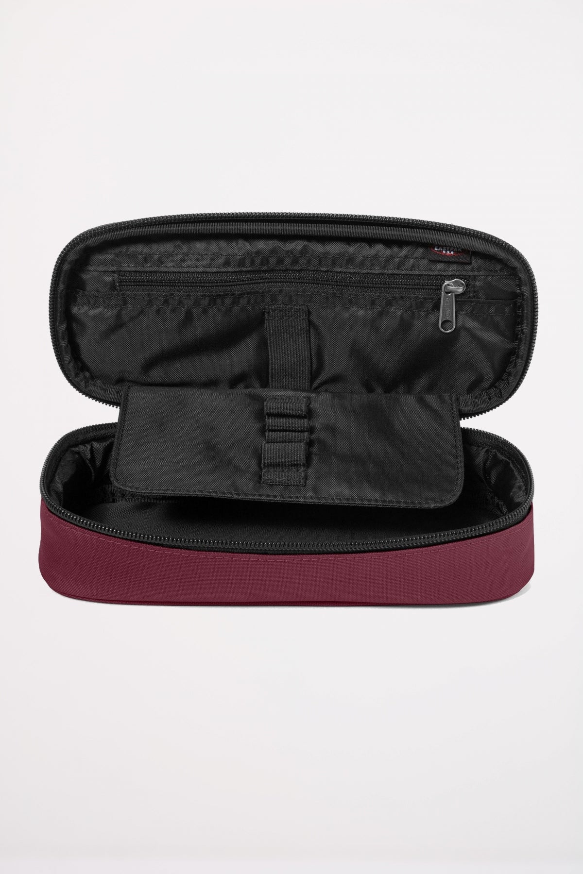 EASTPAK OVAL SINGLE en color BURDEOS  (3)