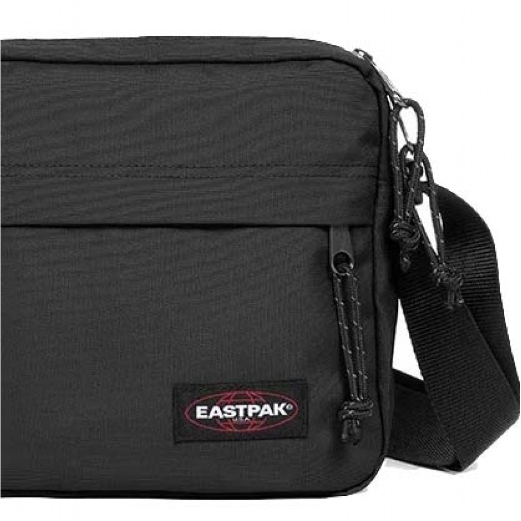 EASTPAK  THE BIGGER ONE  en color NEGRO  (6)