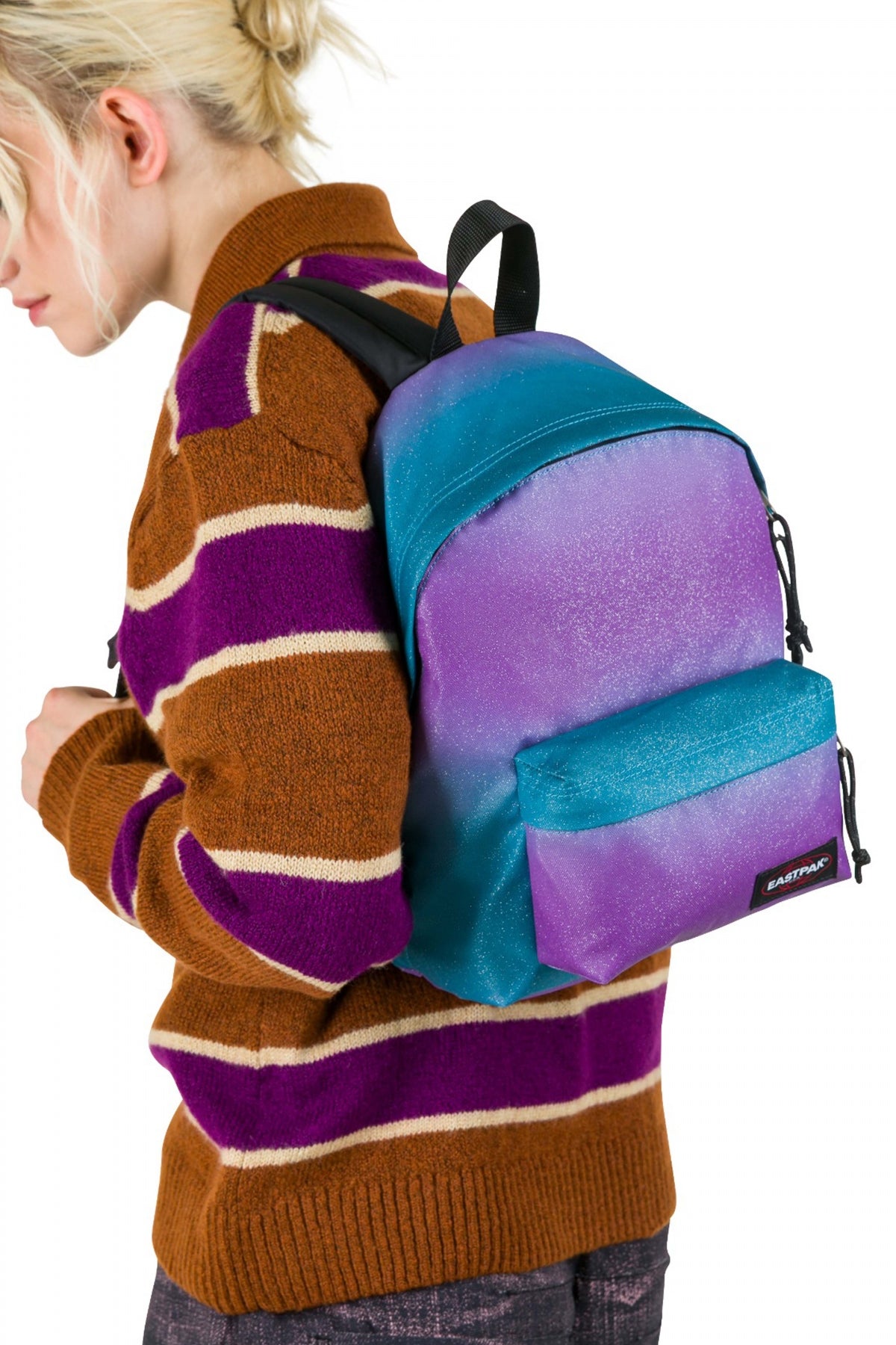 EASTPAK EKW en color VIOLETA  (4)