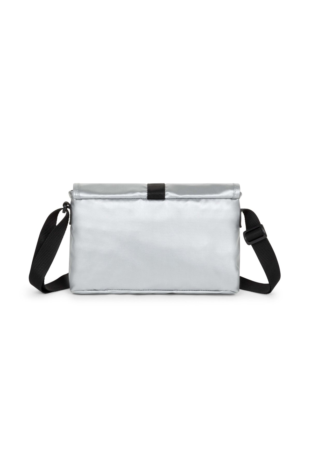 EASTPAK EKABMOY  en color PLATA  (2)