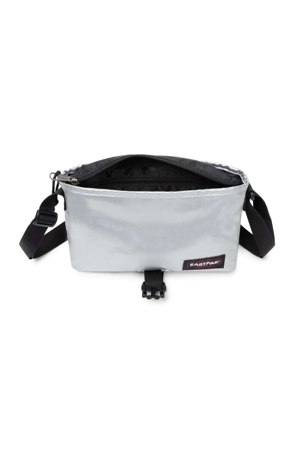 EASTPAK EKABMOY  en color PLATA  (3)
