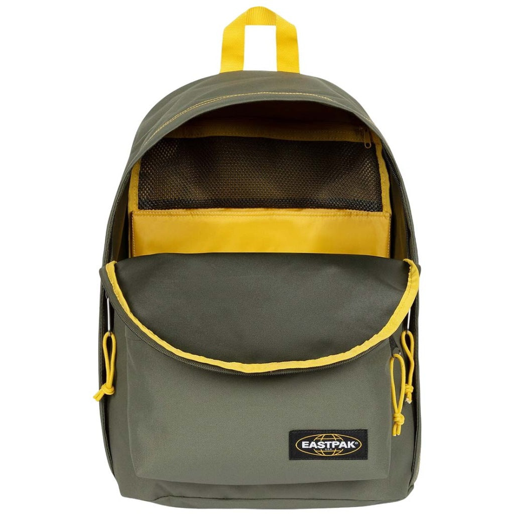 EASTPAK EKBR OUT OF OFFICE en color VERDE  (6)