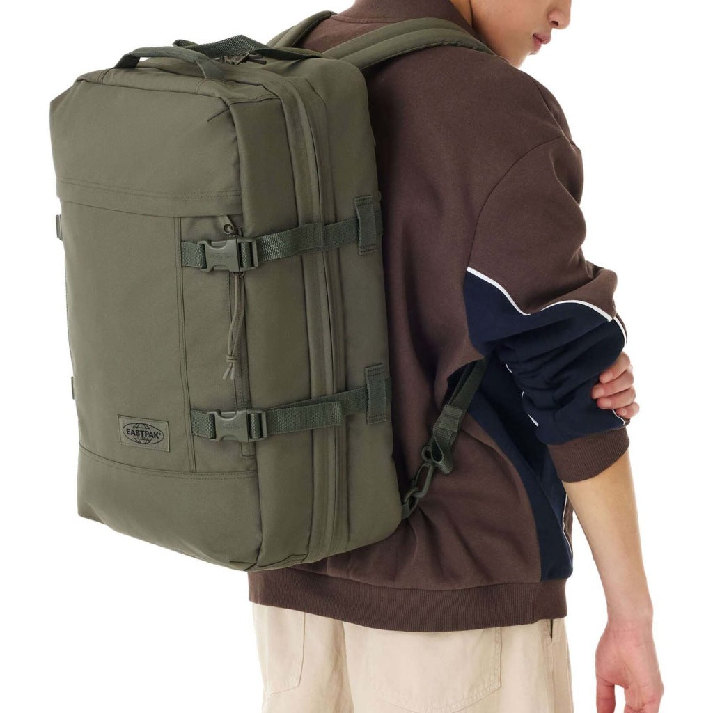 EASTPAK EKABBRY TRAVELPACK en color VERDE  (9)