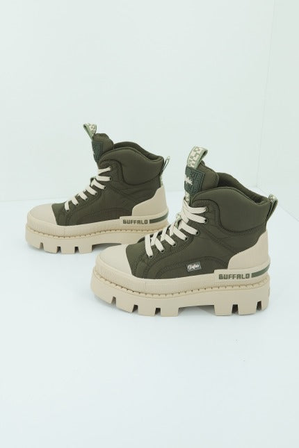 BUFFALO RAVEN LACEUP MID en color VERDE  (1)