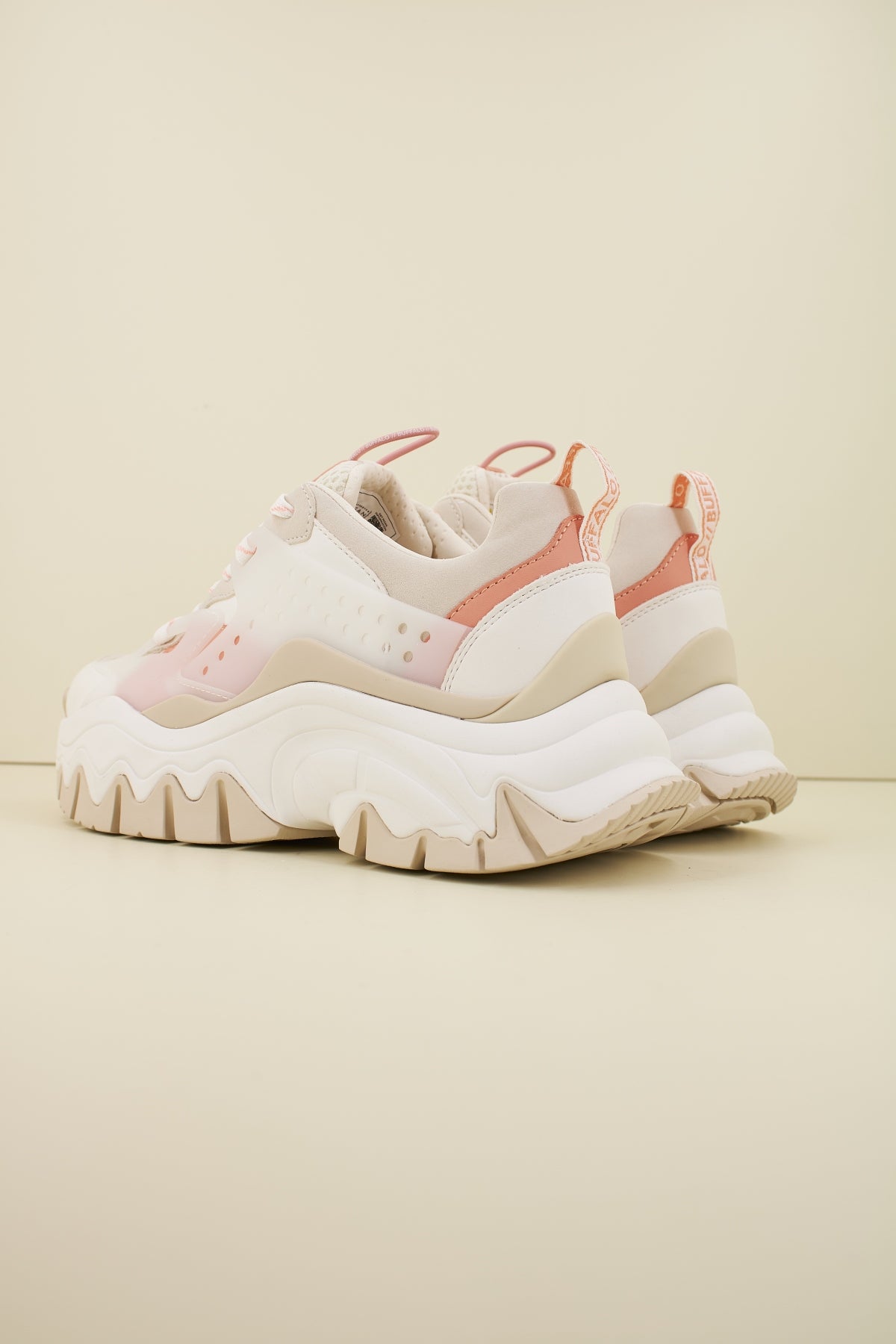 BUFFALO TRAIL ONE en color BLANCO  (3)