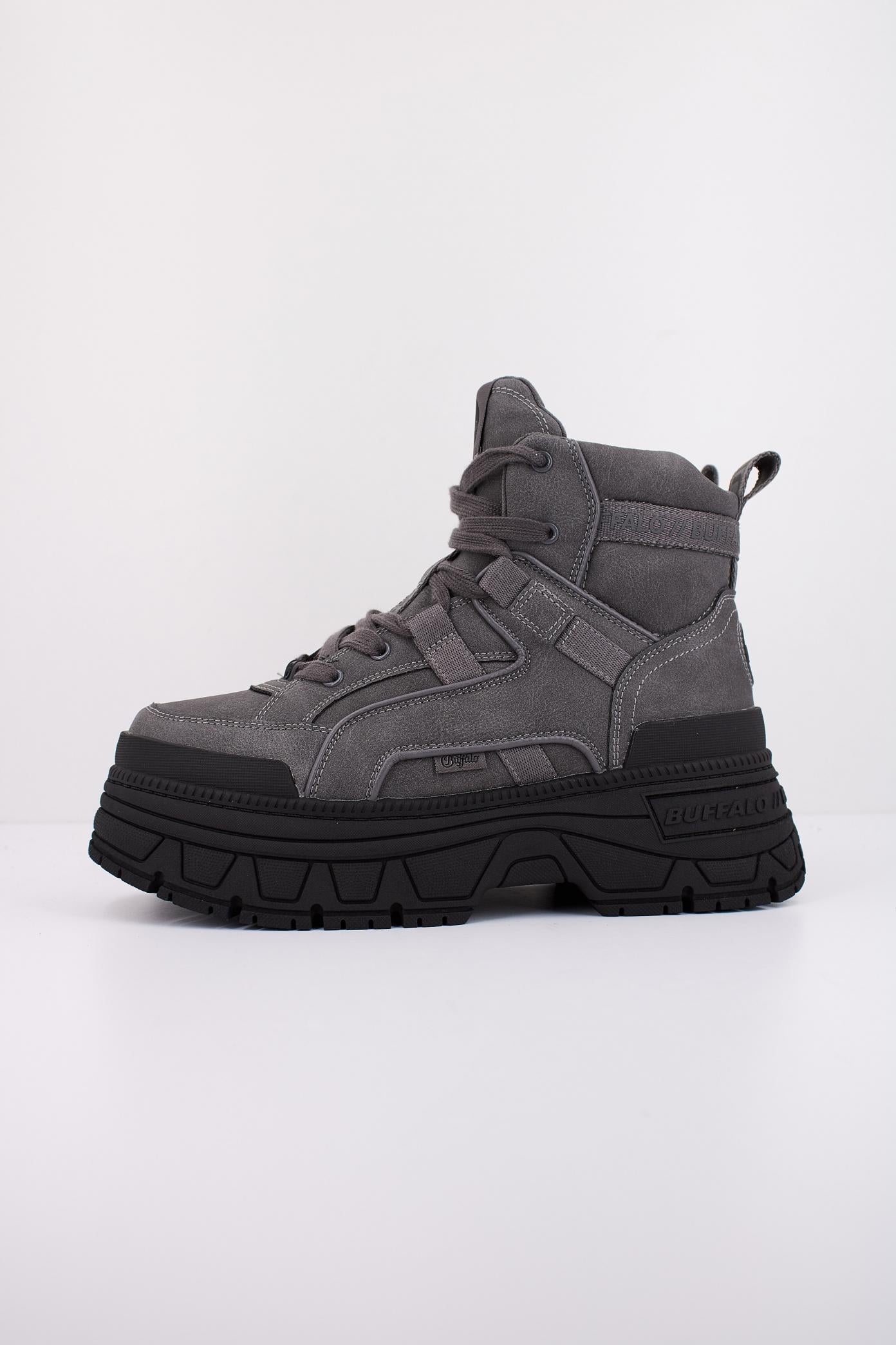BUFFALO FUSION HYB MID en color GRIS  (1)