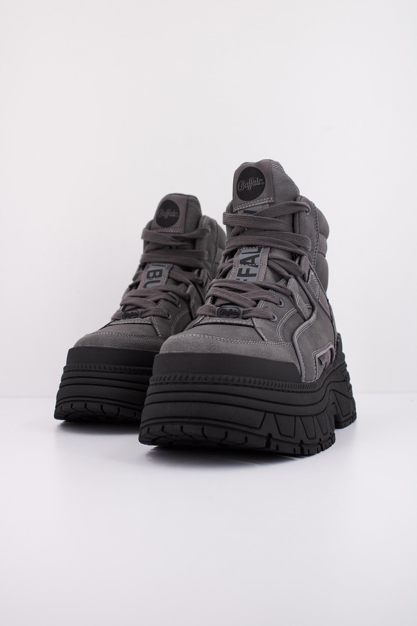 BUFFALO FUSION HYB MID en color GRIS  (2)