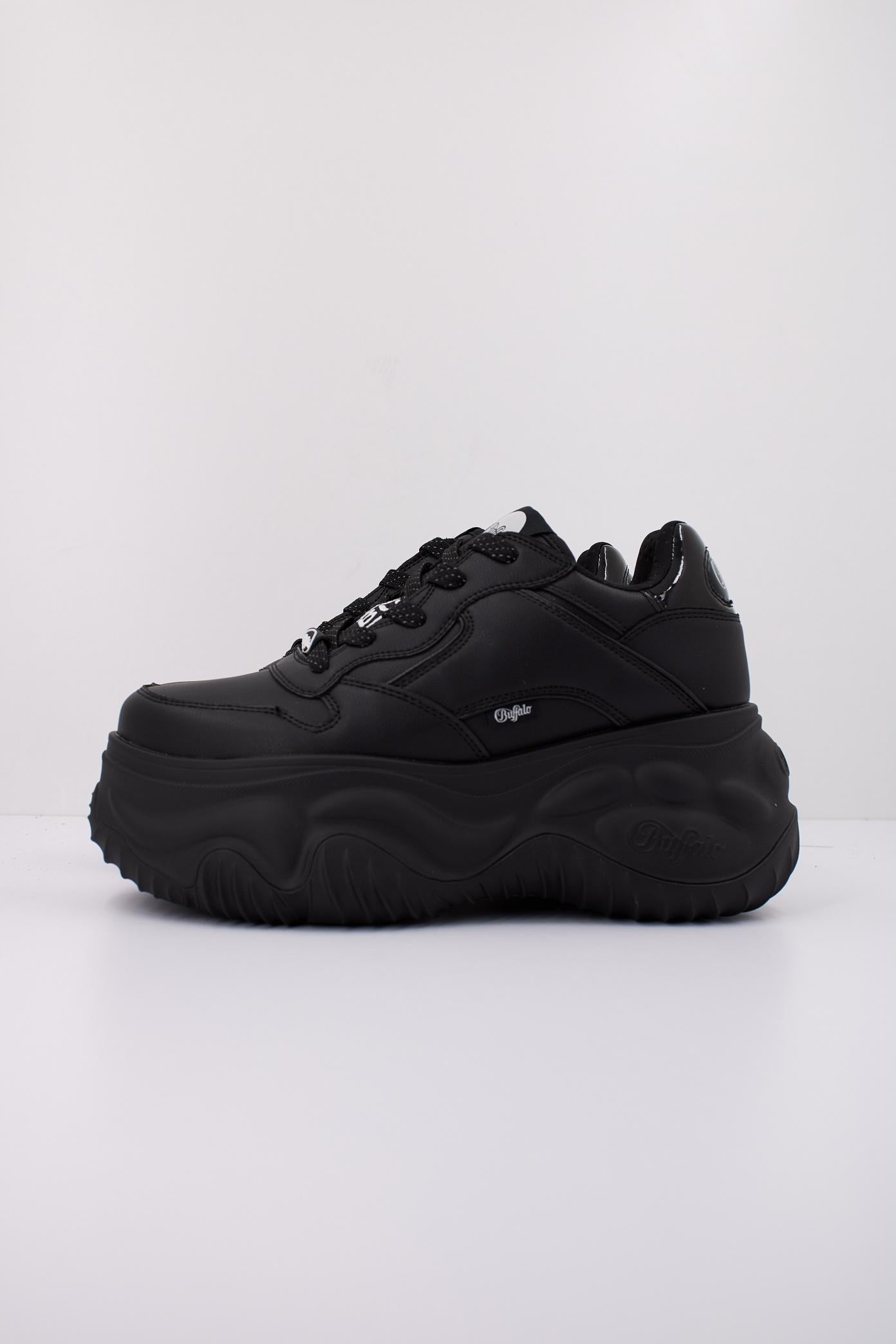 BUFFALO BLADER ONE en color NEGRO  (1)