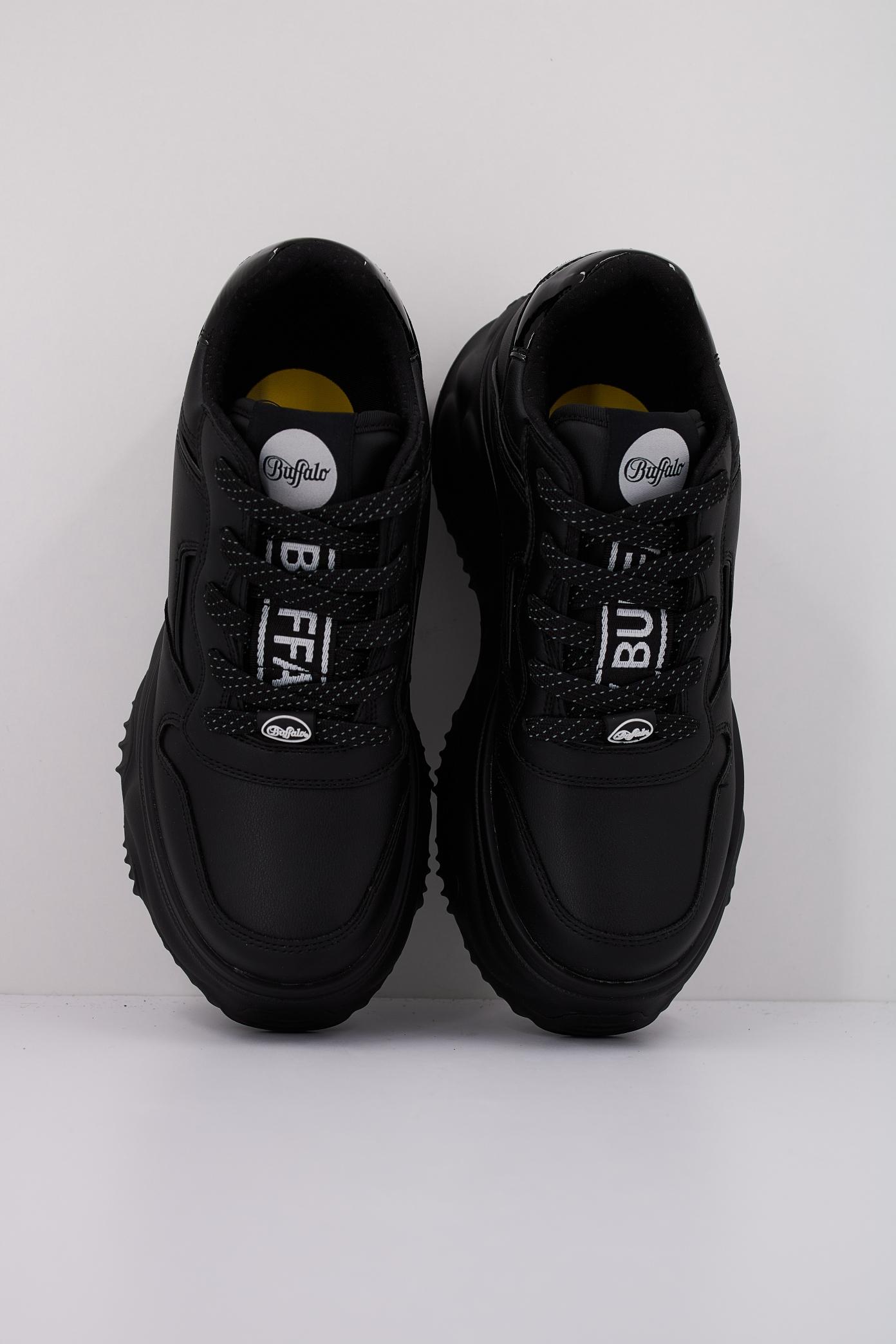 BUFFALO BLADER ONE en color NEGRO  (3)