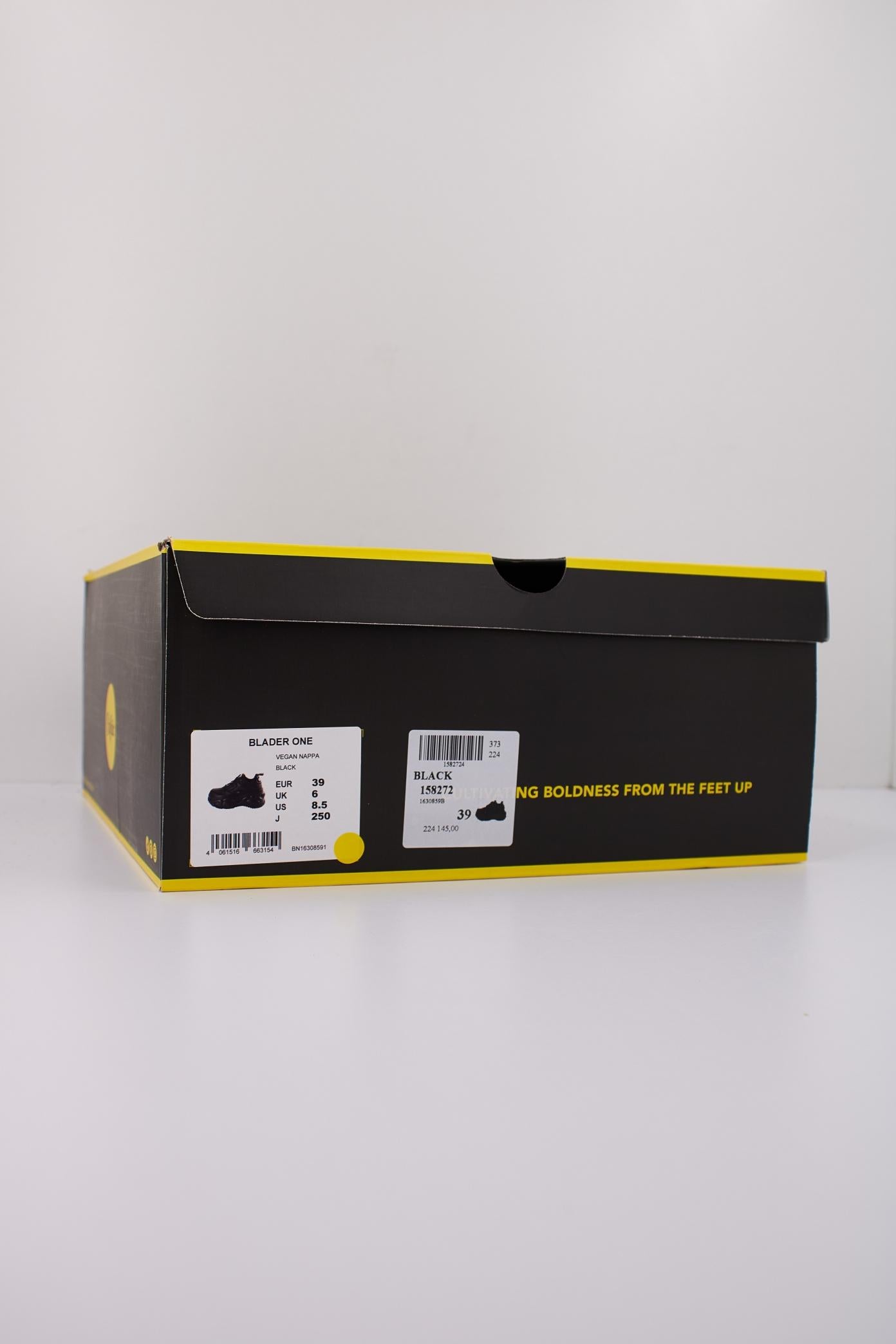 BUFFALO BLADER ONE en color NEGRO  (6)