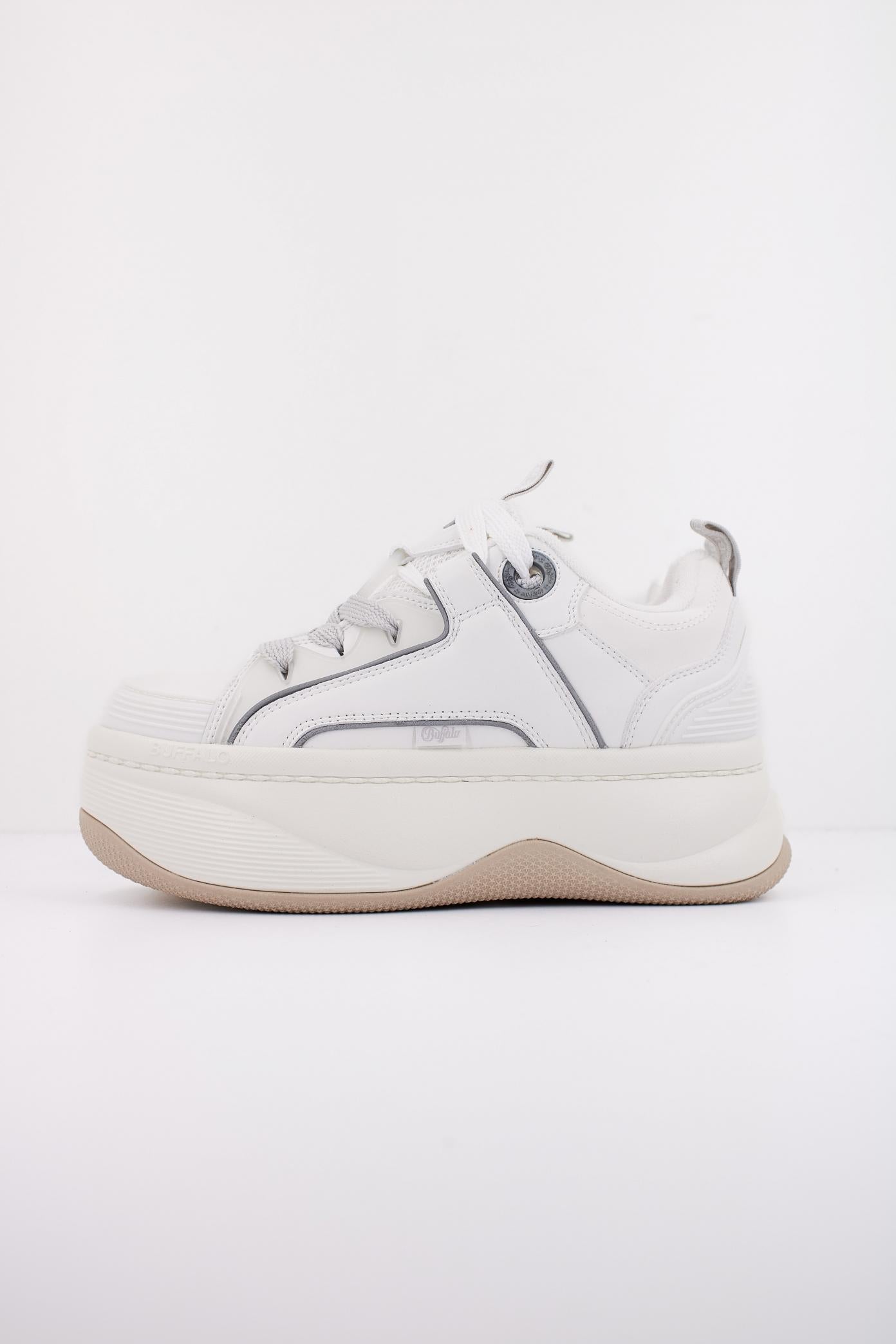 BUFFALO ORCUS SK en color BLANCO  (1)