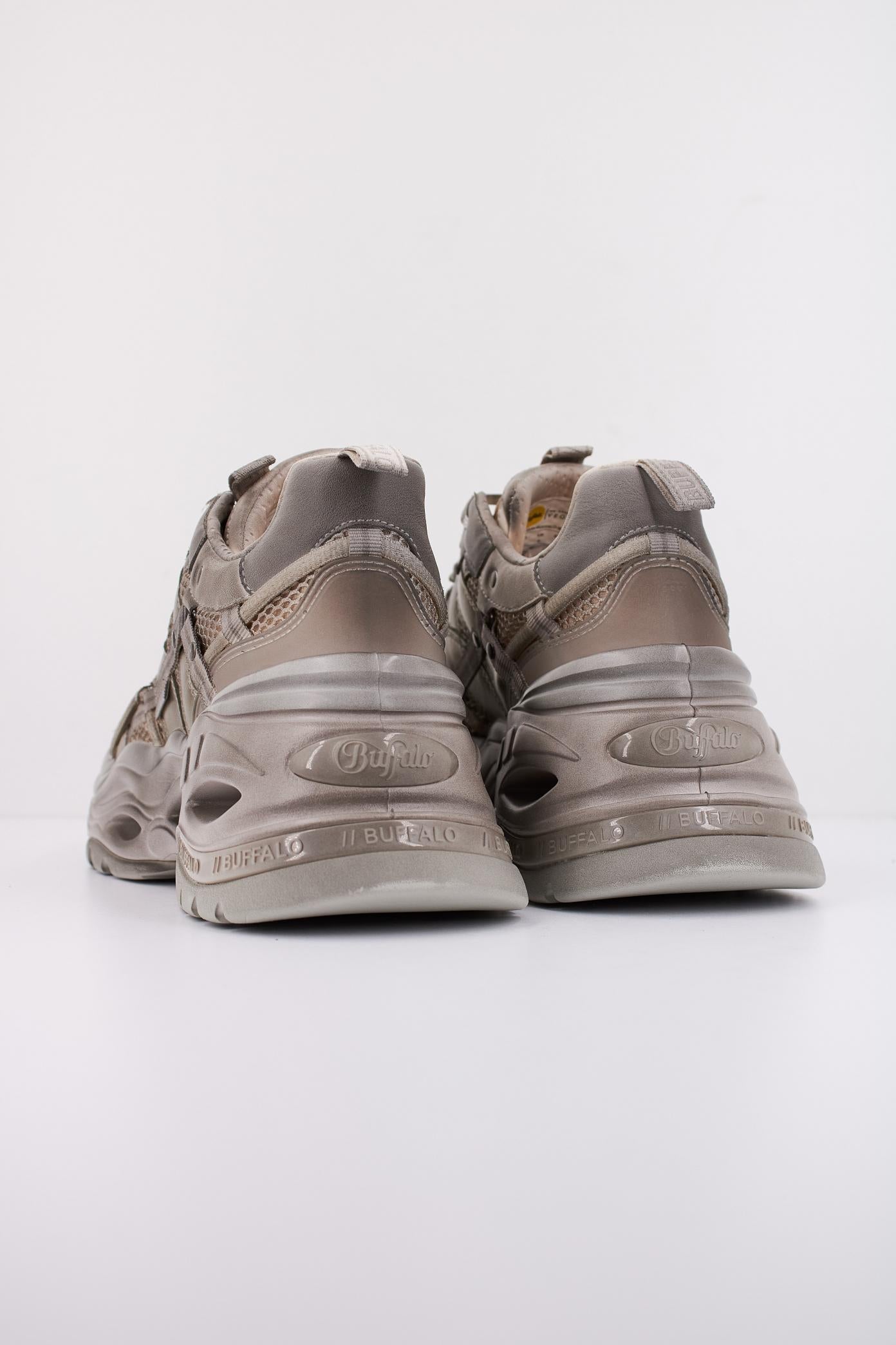 BUFFALO TRIPLET HOLLOW VNTG en color GRIS  (4)
