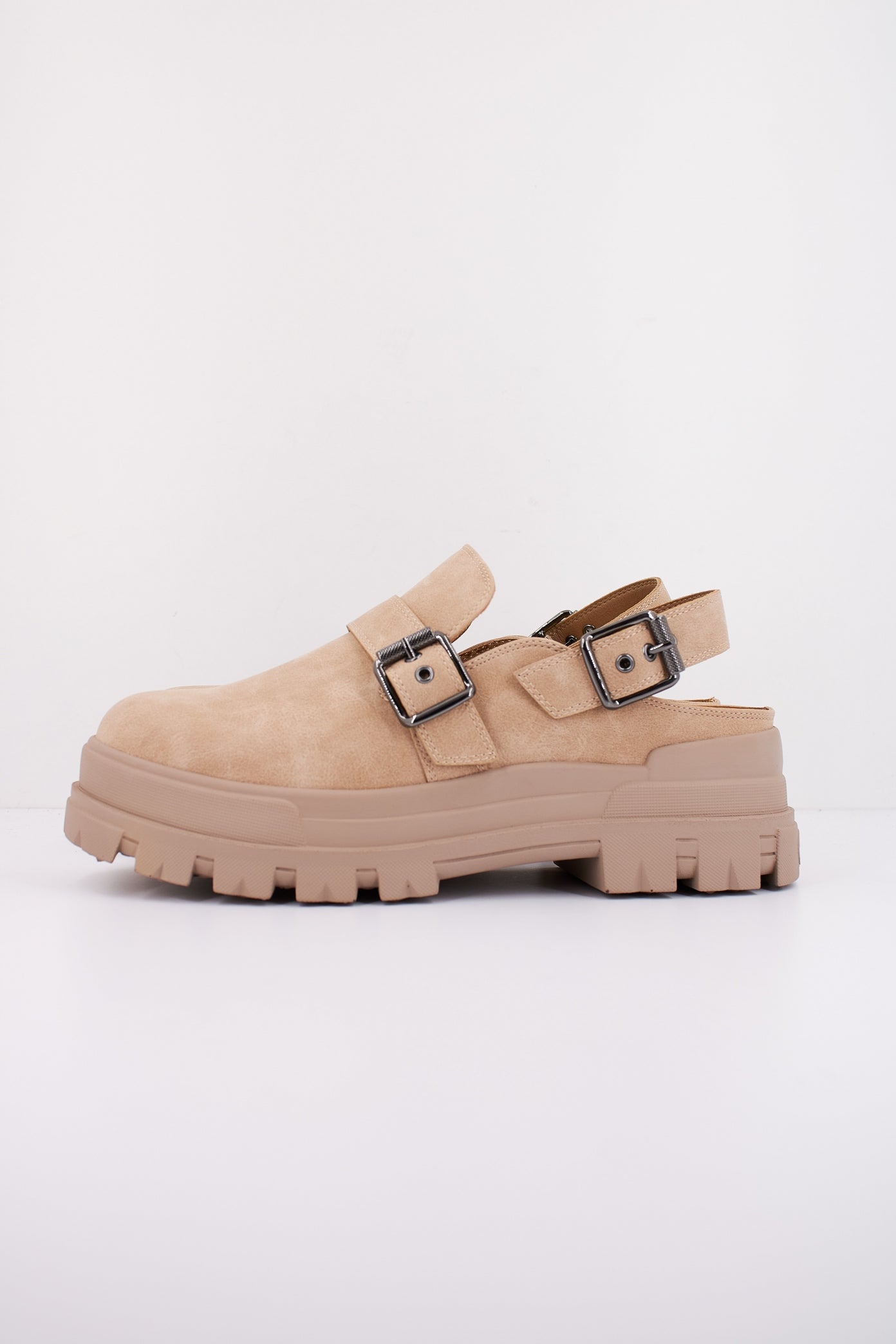 BUFFALO ASPHA CLOG SND BS en color BEIS  (1)