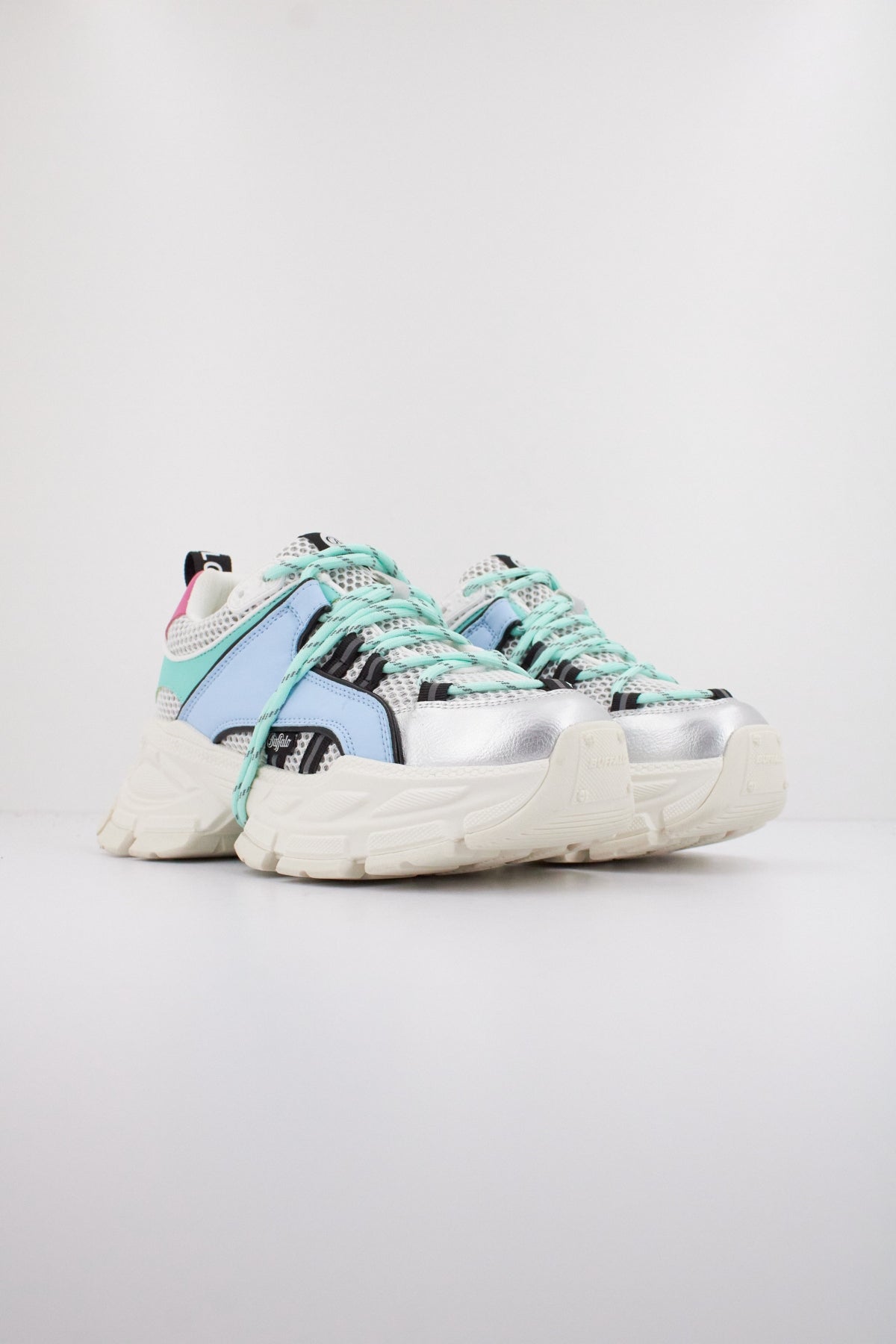 BUFFALO  SATURN LACE  en color BLANCO  (2)