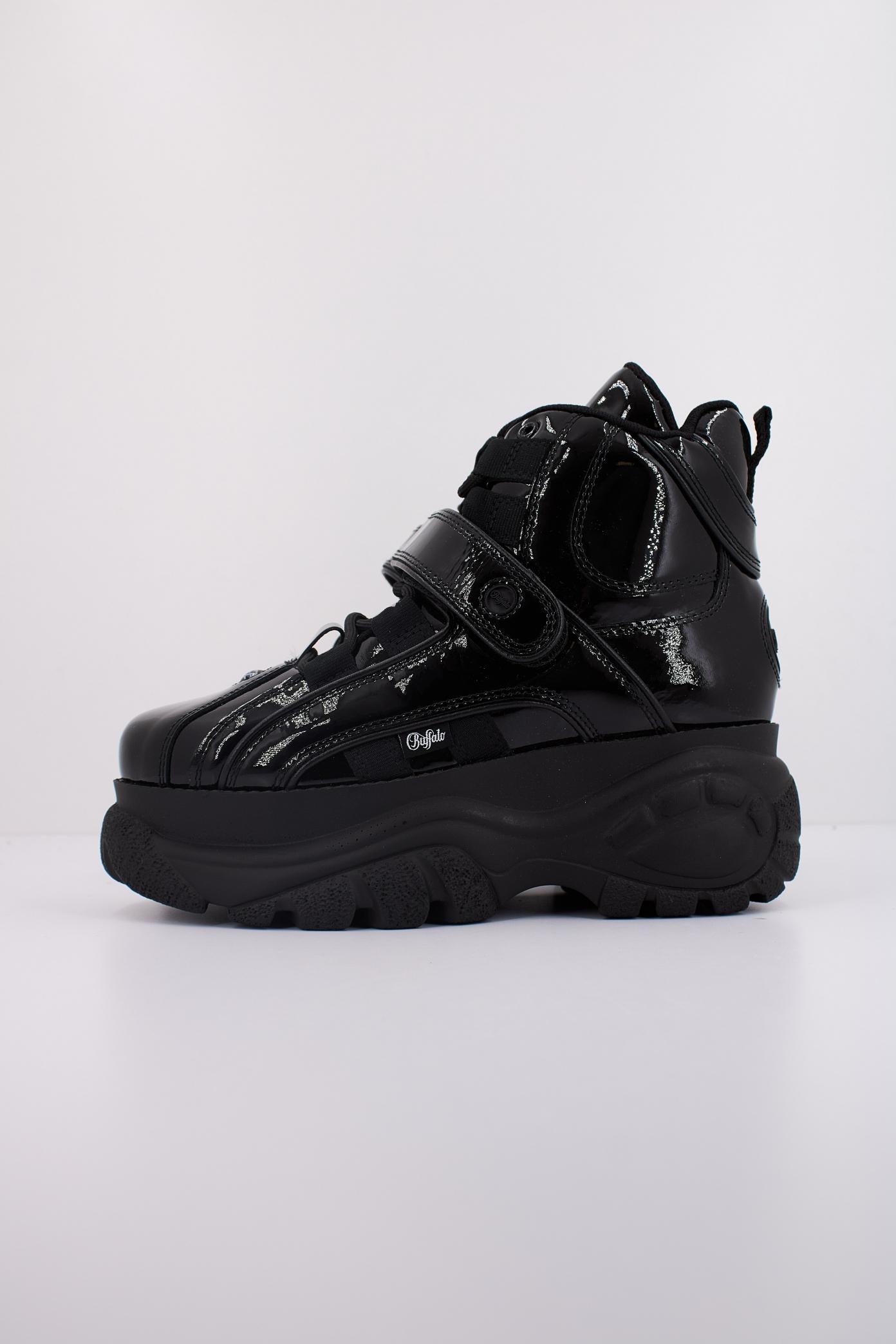 BUFFALO CALF LTP en color NEGRO  (1)